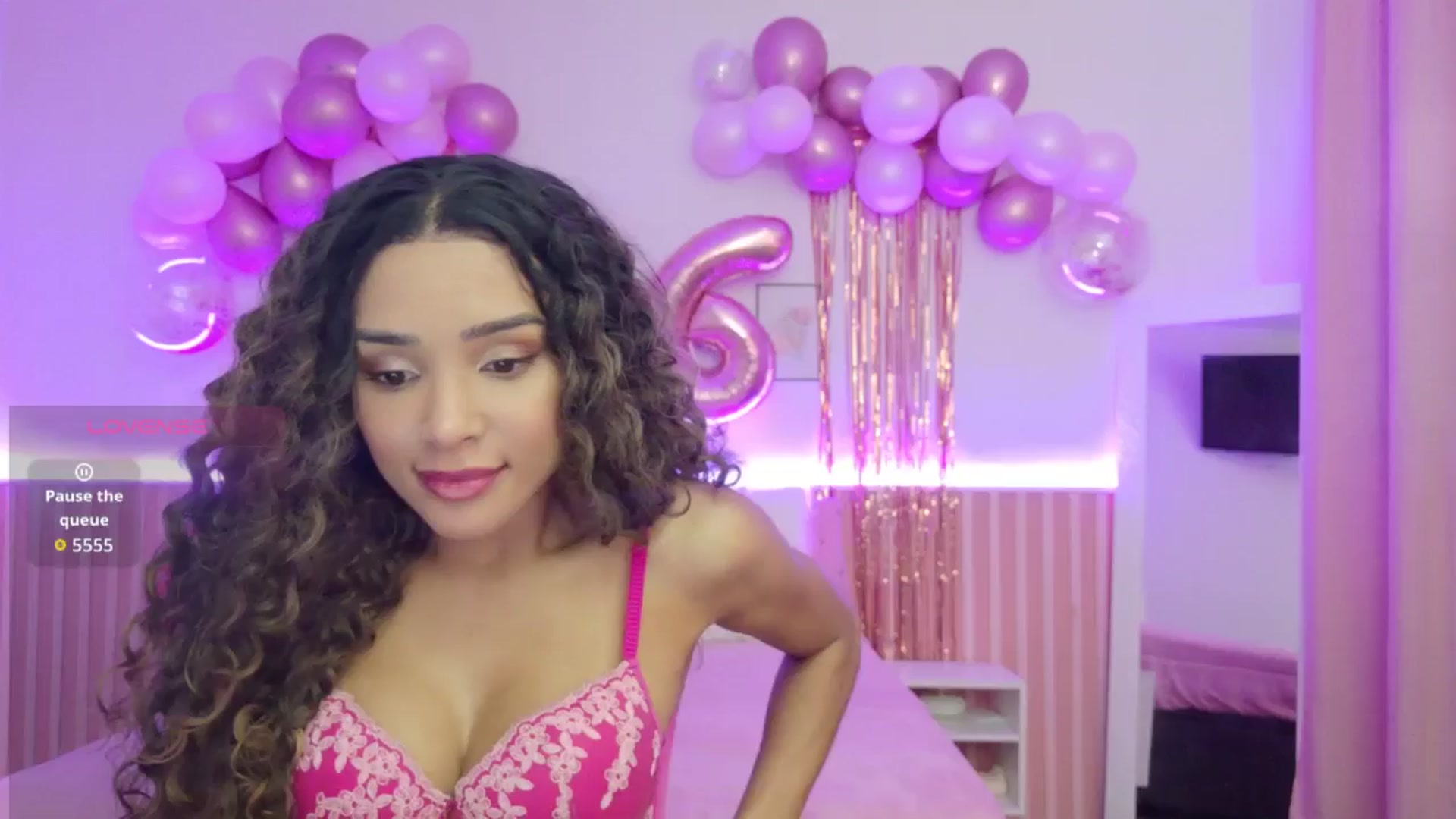Gallery image thumbnail from Helen9g38's myfreecams stream on, 01/20/2026, 13:37 image 3 of 20