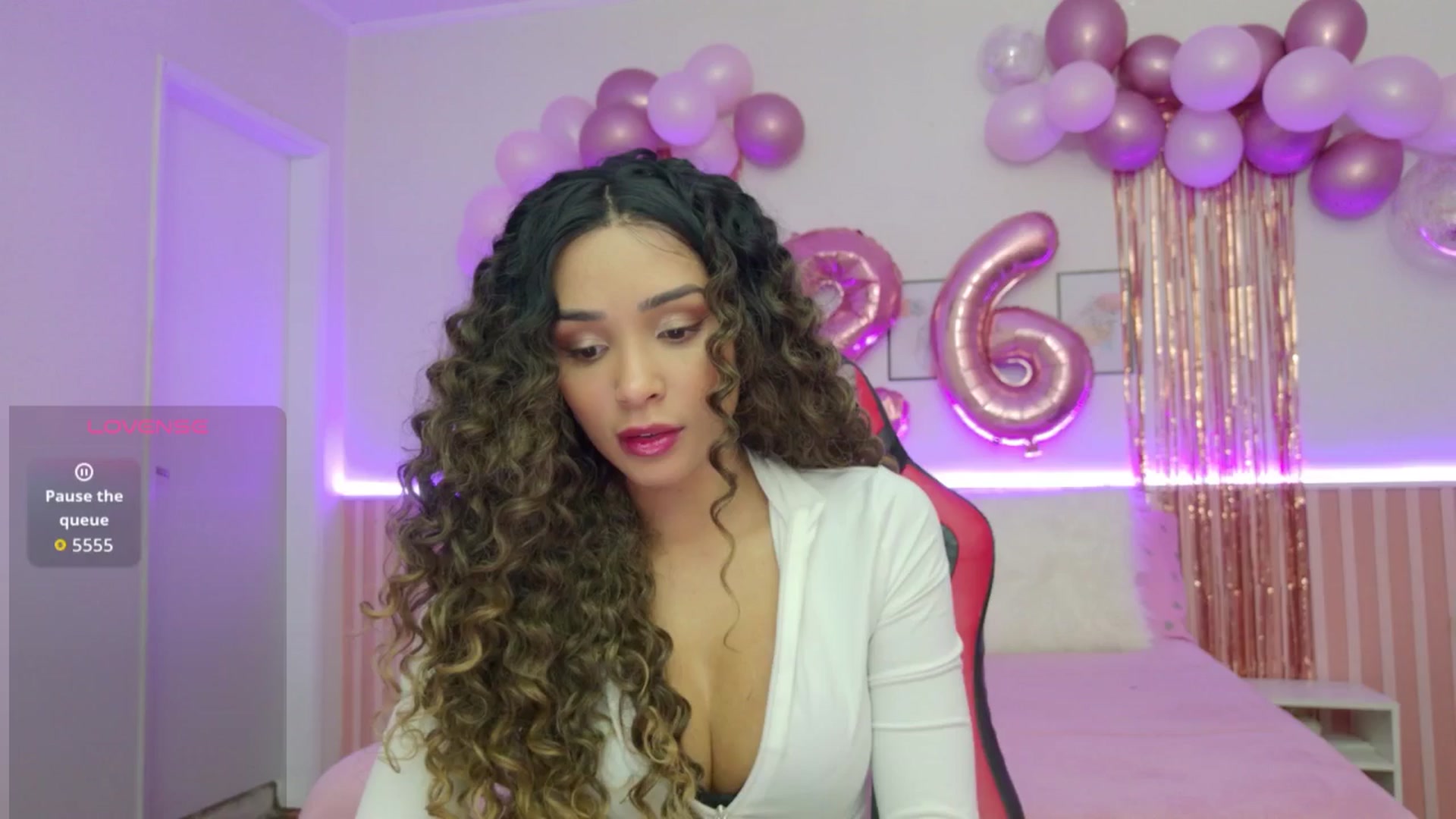 Gallery image thumbnail from Helen9g38's myfreecams stream on, 01/22/2026, 12:56 image 14 of 20