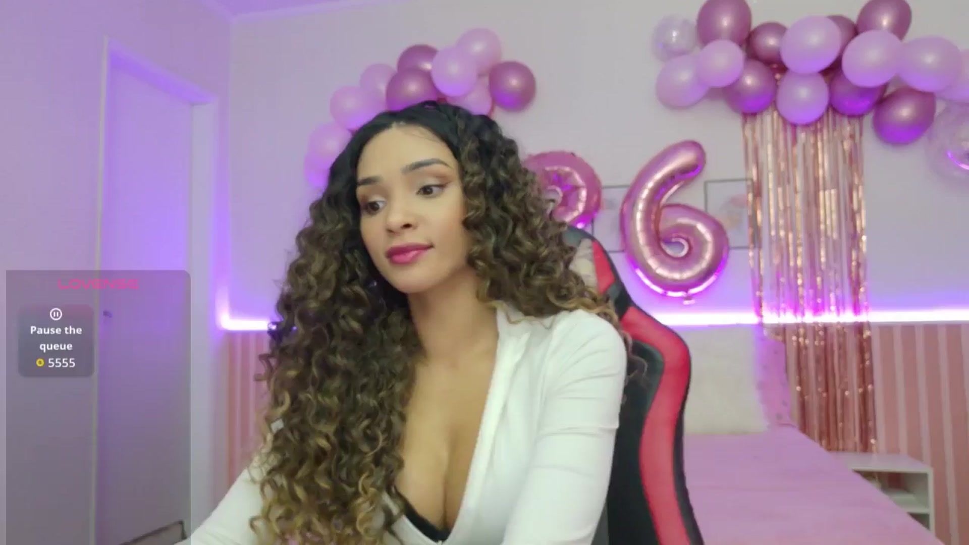 Gallery image thumbnail from Helen9g38's myfreecams stream on, 01/22/2026, 12:56 image 7 of 20