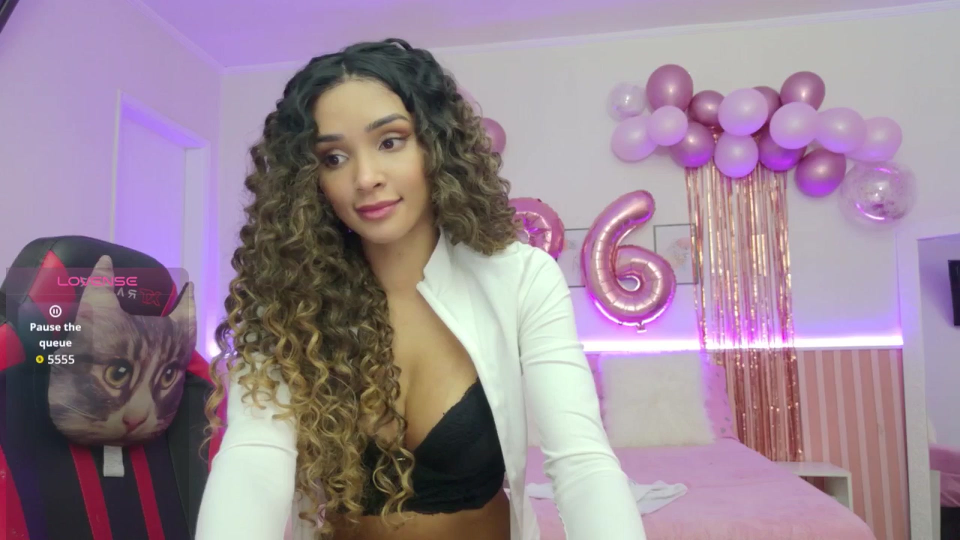 Gallery image thumbnail from Helen9g38's myfreecams stream on, 01/22/2026, 13:59 image 20 of 20