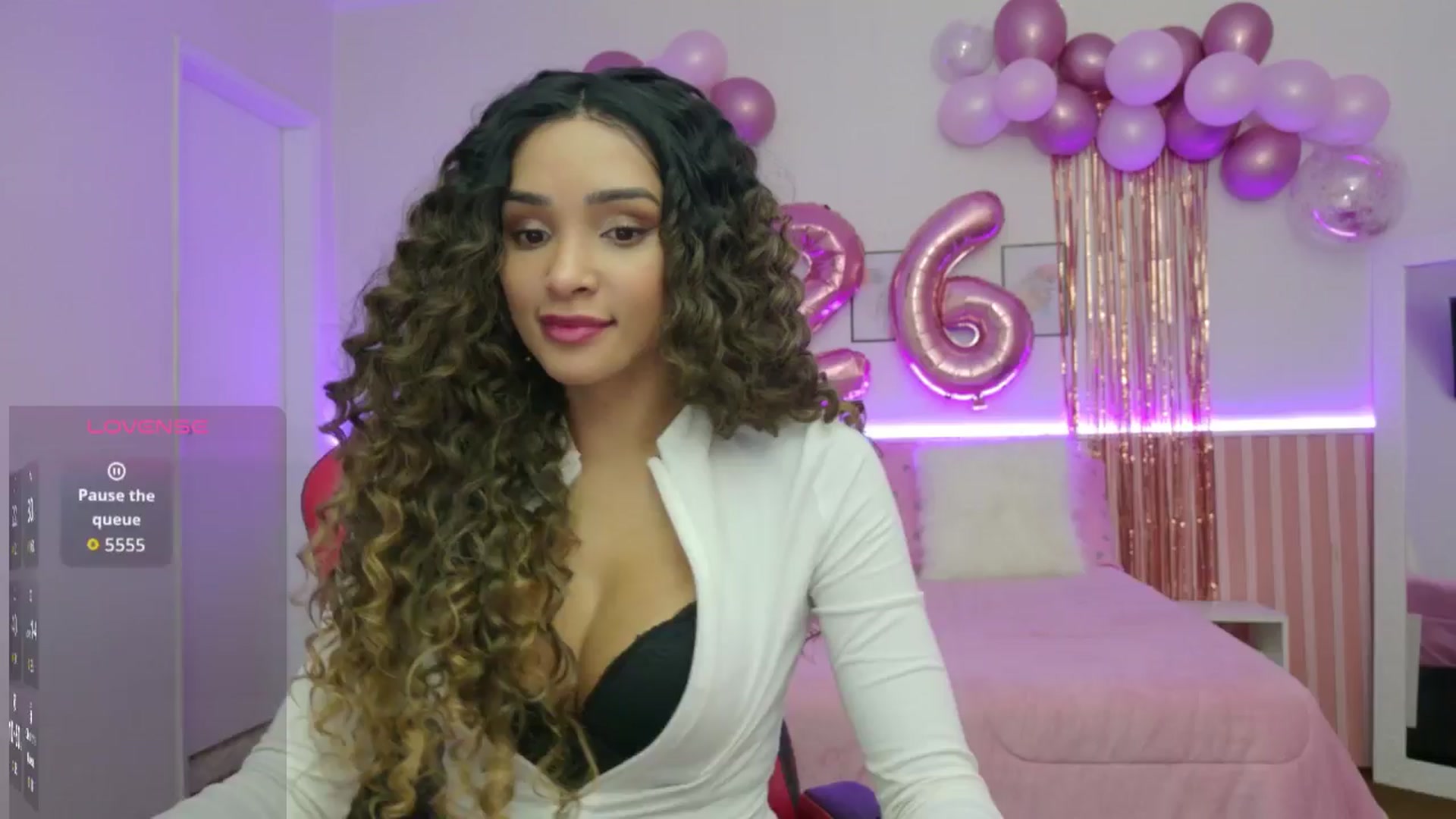 Gallery image thumbnail from Helen9g38's myfreecams stream on, 01/22/2026, 15:52 image 13 of 20