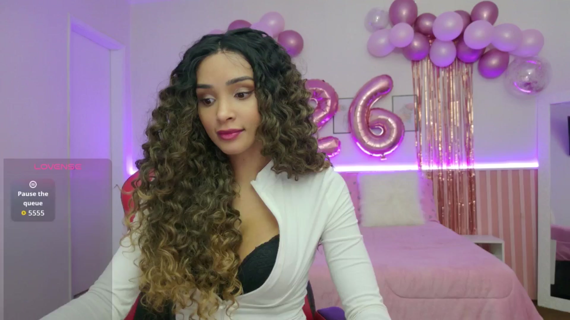 Gallery image thumbnail from Helen9g38's myfreecams stream on, 01/22/2026, 15:52 image 11 of 20
