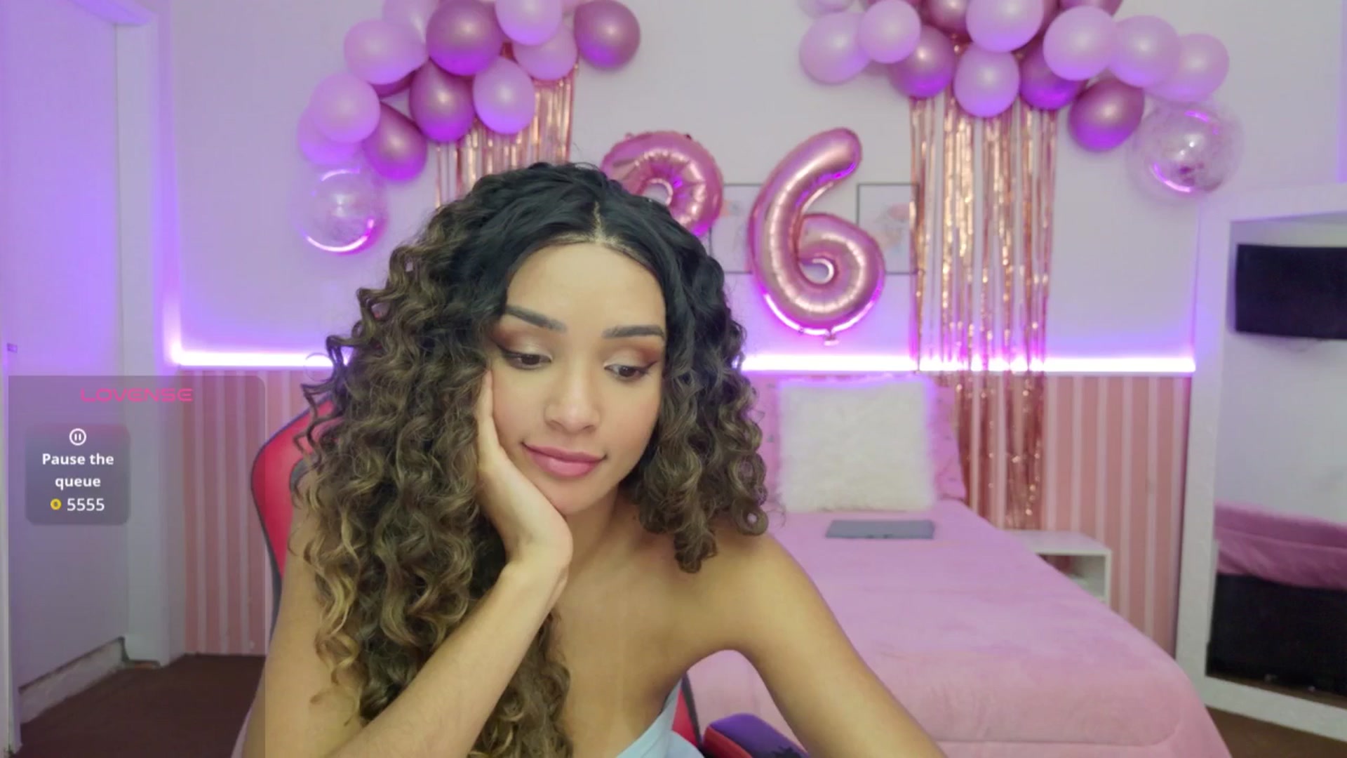 Gallery image thumbnail from Helen9g38's myfreecams stream on, 01/23/2026, 16:31 image 8 of 20
