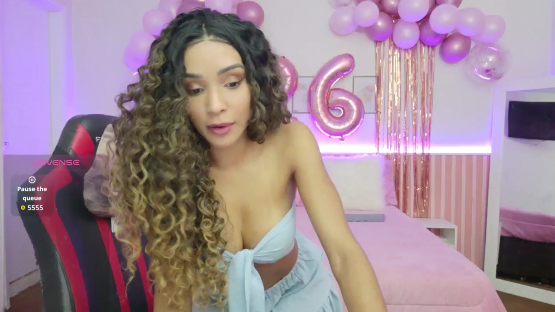 Gallery image thumbnail from Helen9g38's myfreecams stream on, 01/23/2026, 16:31 image 6 of 20