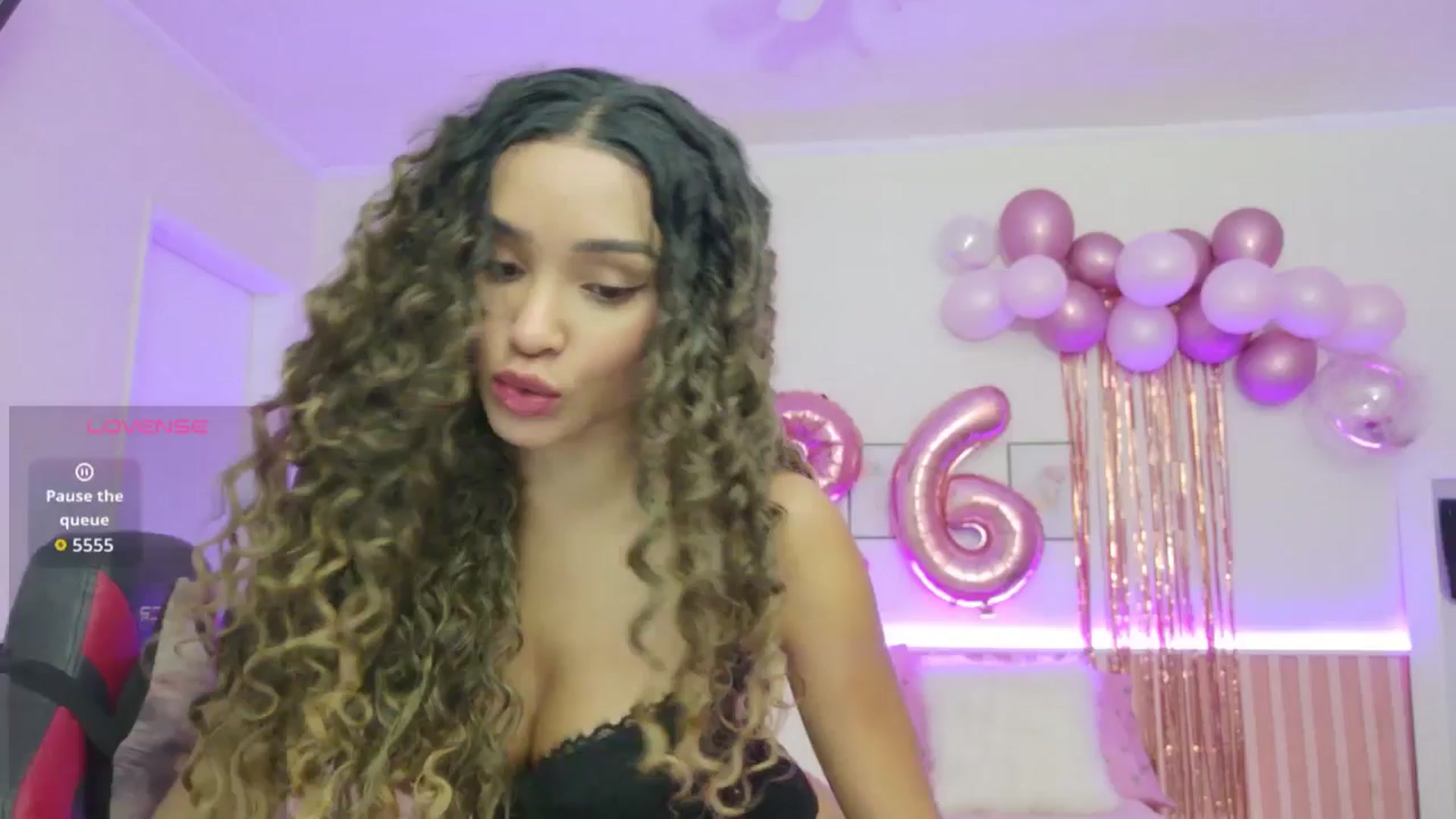 Gallery image thumbnail from Helen9g38's myfreecams stream on, 01/25/2026, 01:56 image 6 of 20