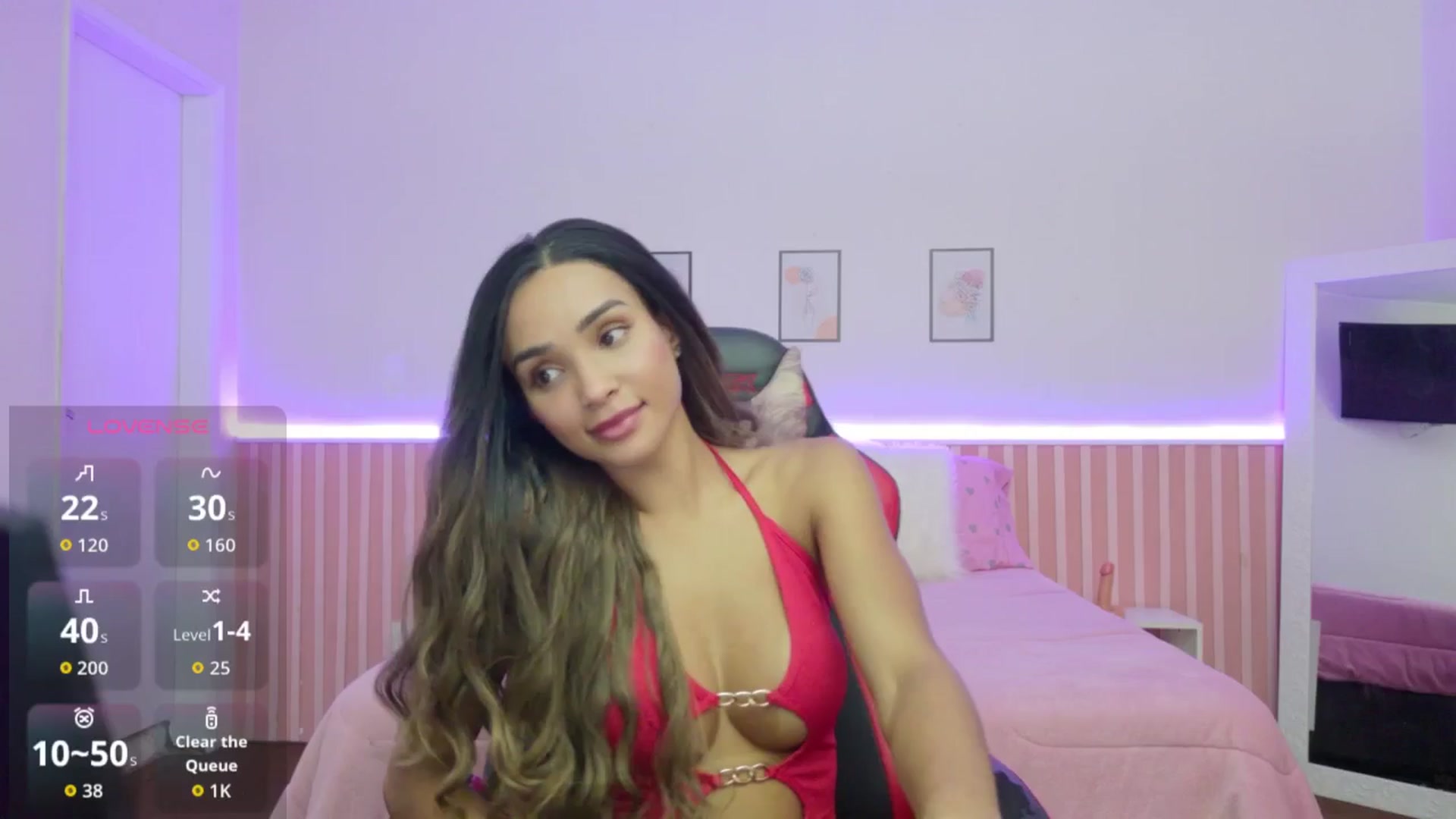 Gallery image thumbnail from Helen9g38's myfreecams stream on, 01/27/2026, 24:24 image 17 of 20