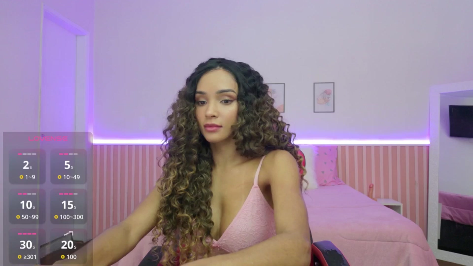 Gallery image thumbnail from Helen9g38's myfreecams stream on, 01/27/2026, 16:07 image 19 of 20