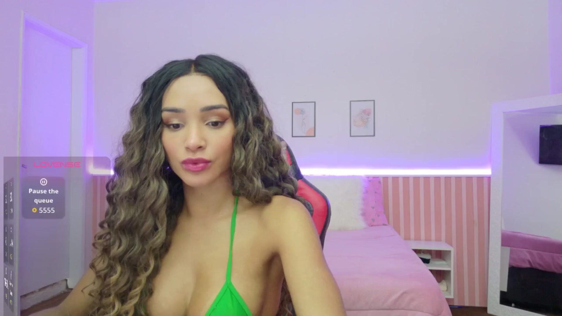 Gallery image thumbnail from Helen9g38's myfreecams stream on, 01/29/2026, 13:27 image 3 of 20