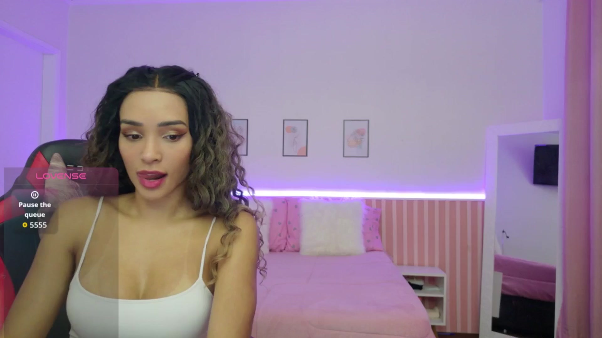 Gallery image thumbnail from Helen9g38's myfreecams stream on, 01/31/2026, 14:57 image 4 of 20