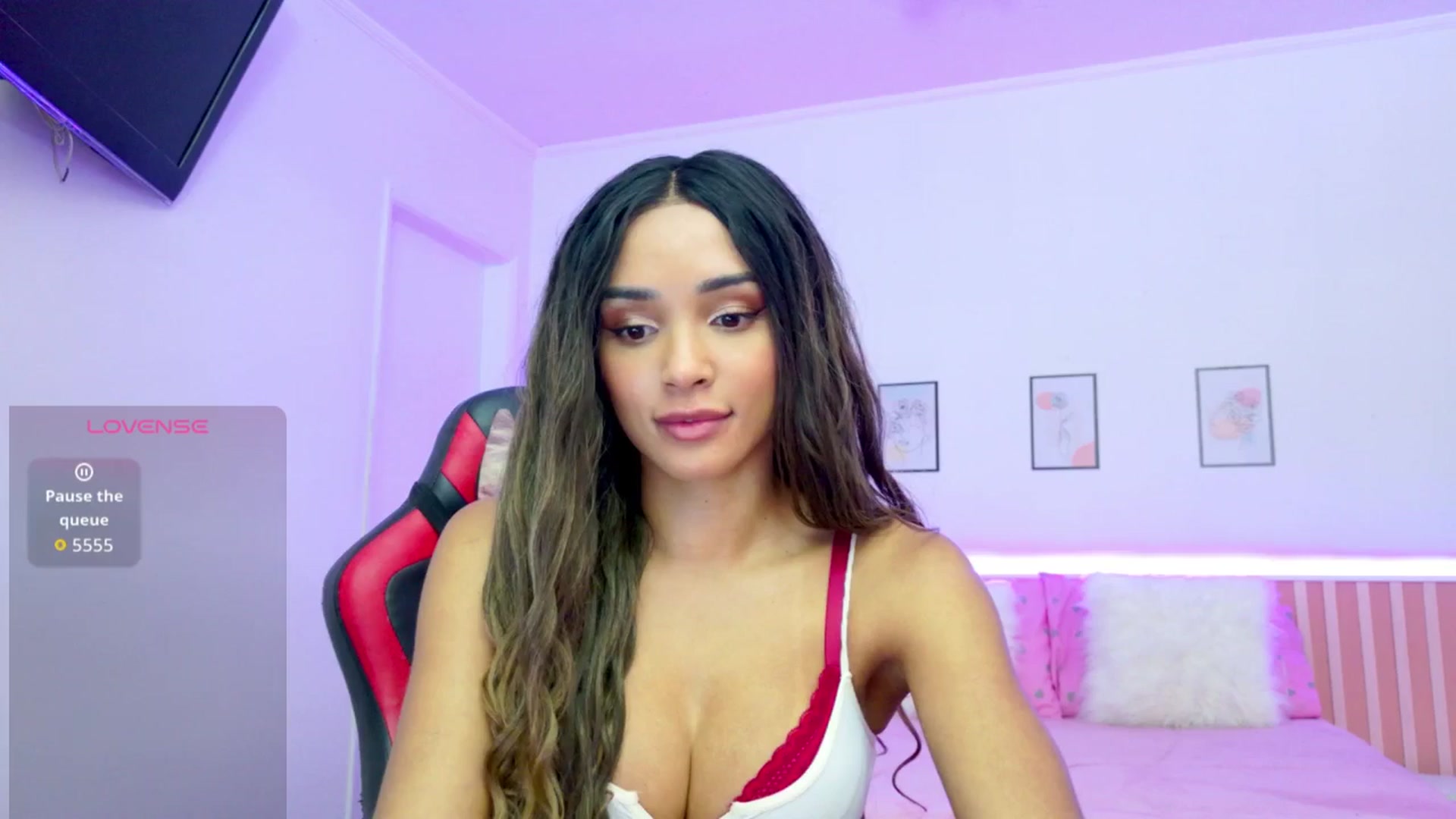 Gallery image thumbnail from Helen9g38's myfreecams stream on, 02/02/2026, 13:38 image 11 of 20