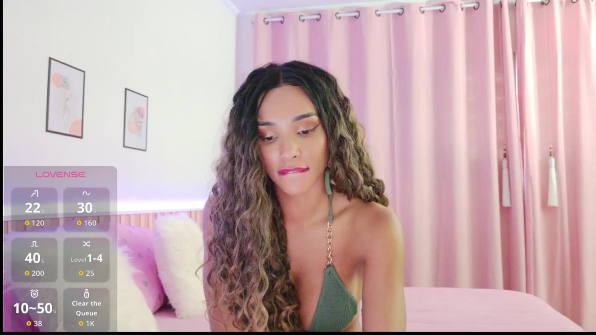 Gallery image thumbnail from Helen9g38's myfreecams stream on, 02/04/2026, 11:13 image 12 of 20