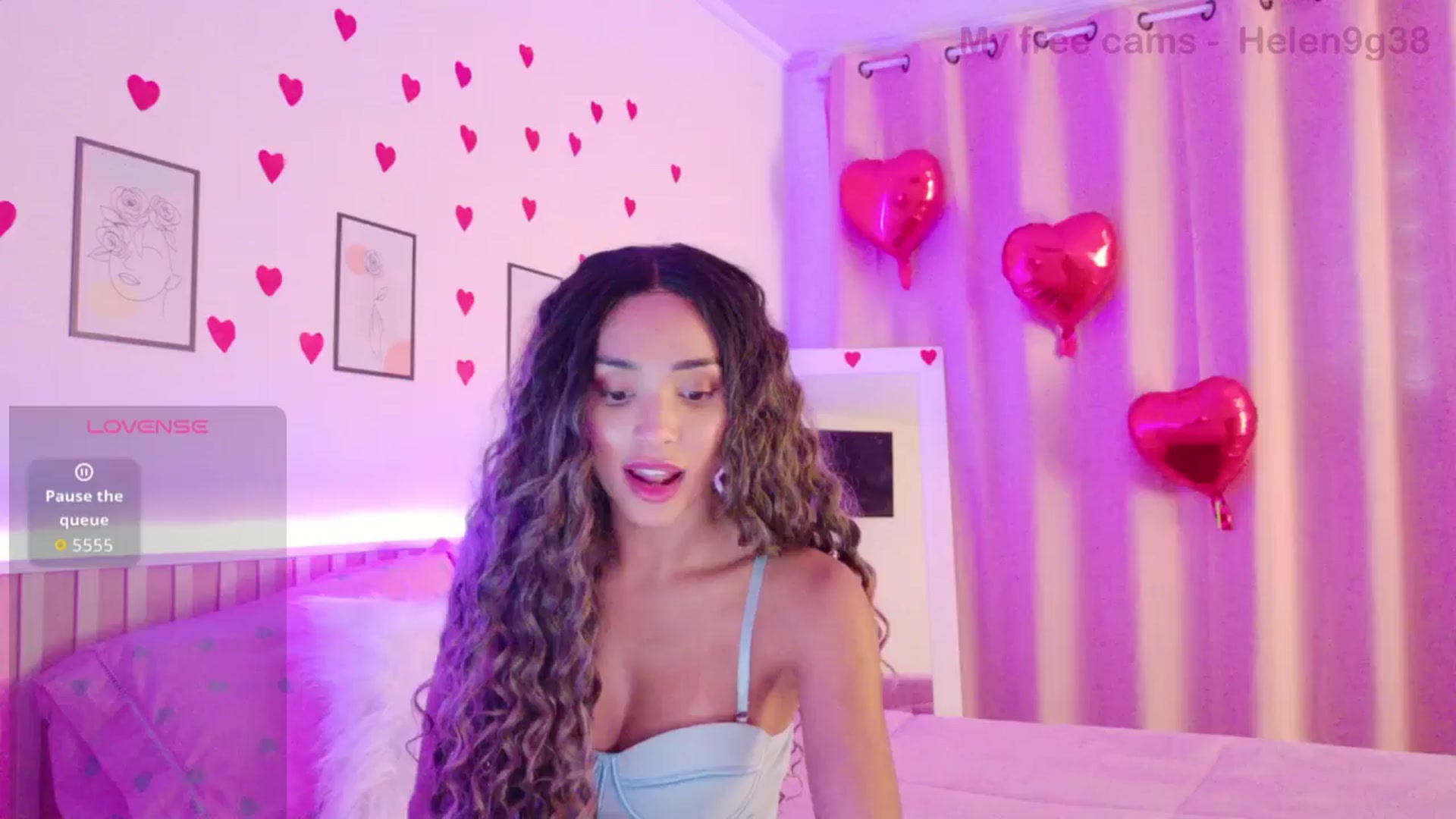 Gallery image thumbnail from Helen9g38's myfreecams stream on, 02/09/2026, 20:49 image 17 of 20