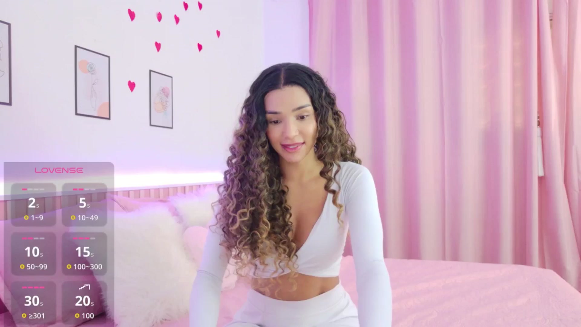 Gallery image thumbnail from Helen9g38's myfreecams stream on, 03/02/2026, 12:00 image 18 of 20