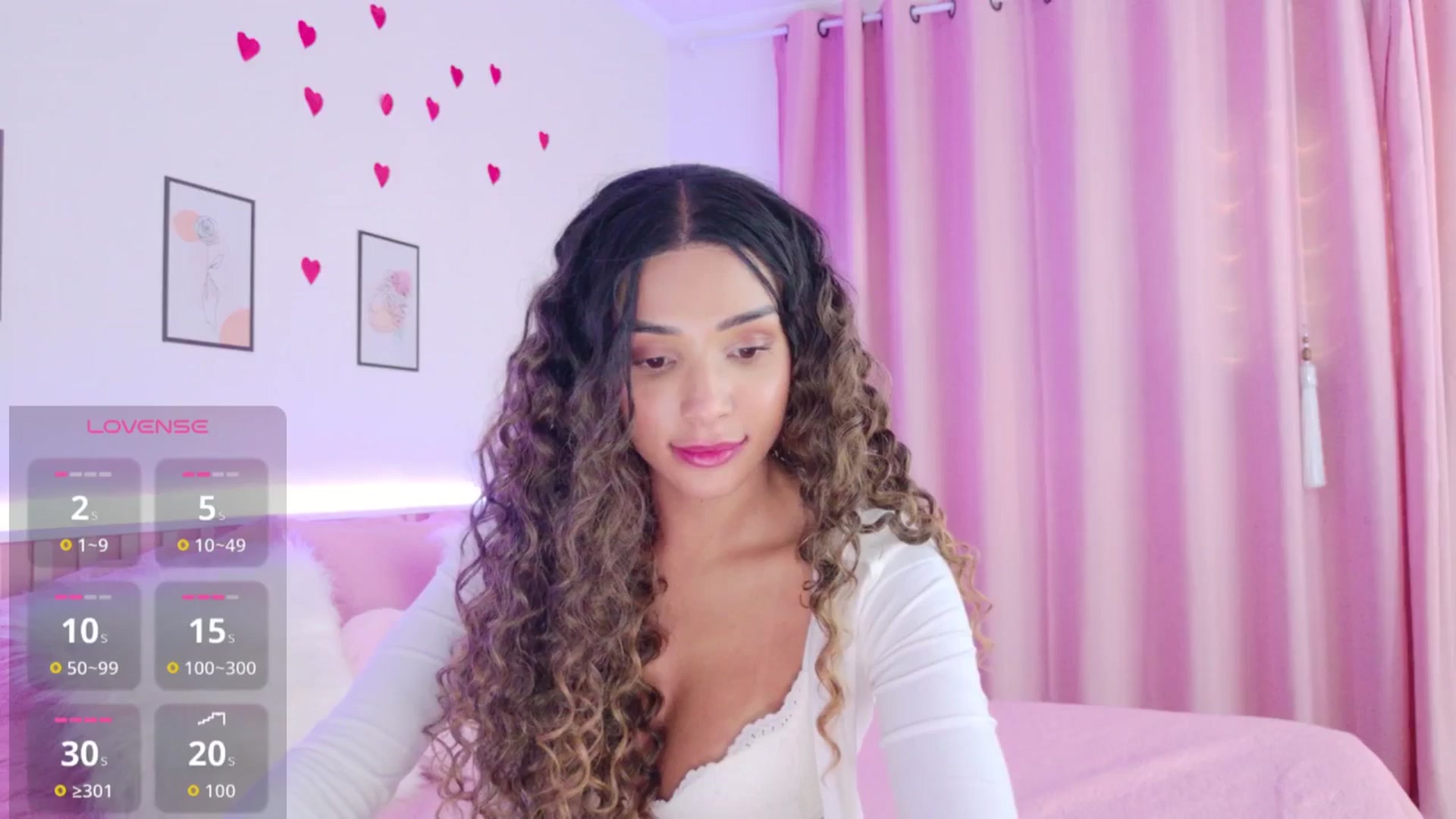 Gallery image thumbnail from Helen9g38's myfreecams stream on, 03/04/2026, 11:49 image 14 of 20