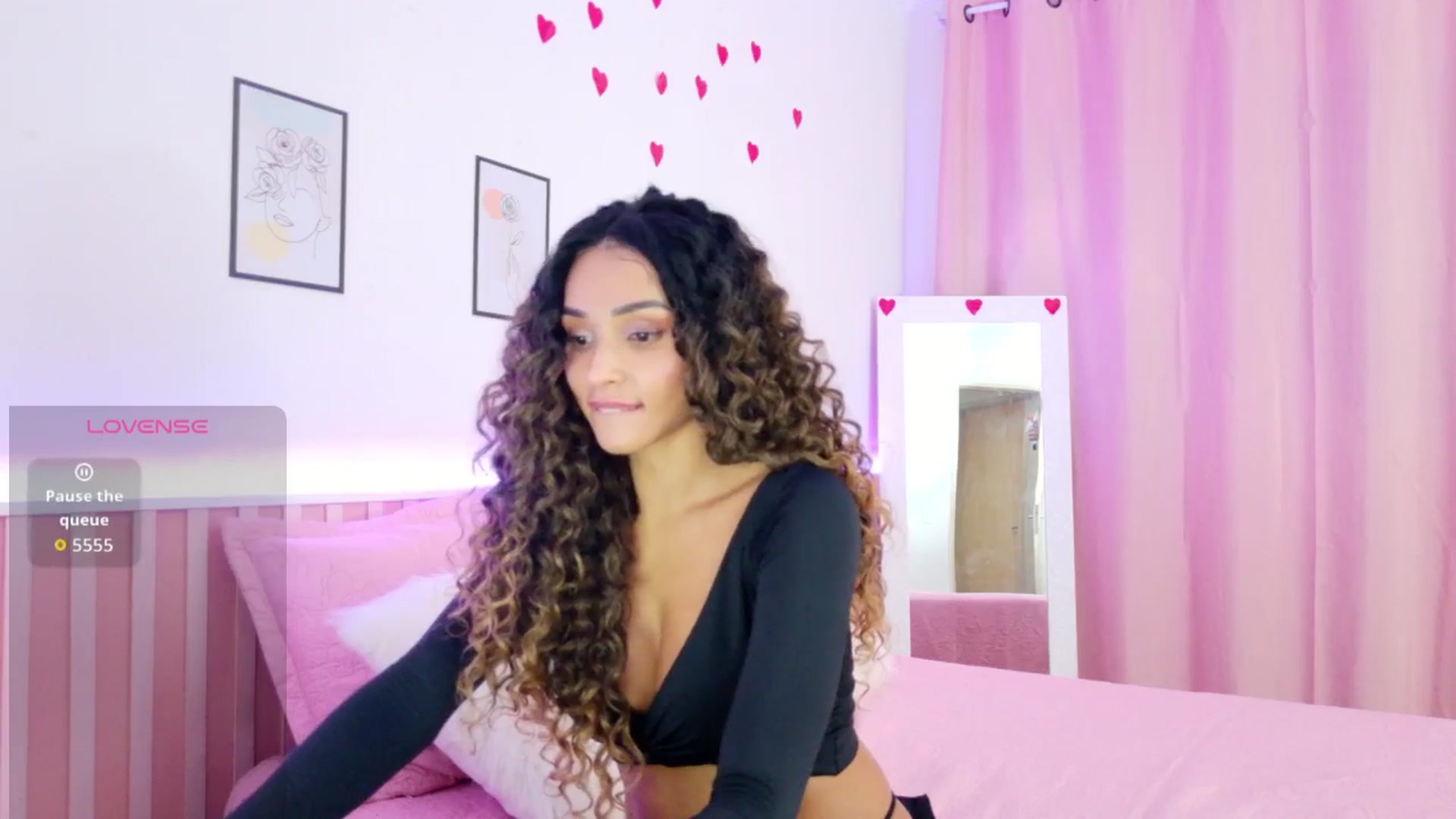 Gallery image thumbnail from Helen9g38's myfreecams stream on, 03/10/2026, 16:15 image 15 of 20