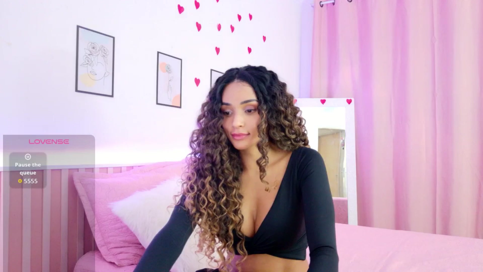 Gallery image thumbnail from Helen9g38's myfreecams stream on, 03/10/2026, 16:15 image 13 of 20