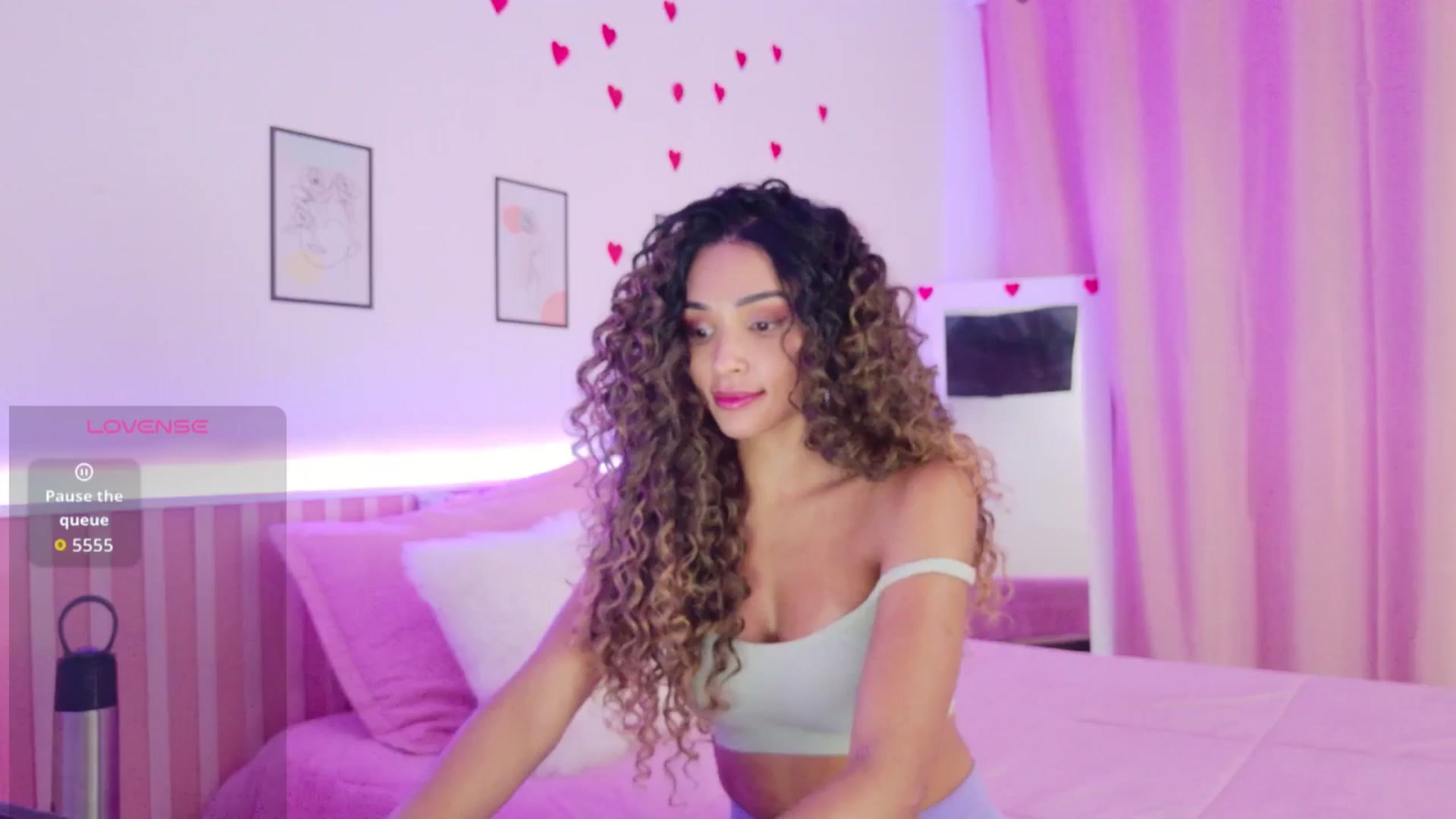 Gallery image thumbnail from Helen9g38's myfreecams stream on, 03/17/2026, 12:56 image 6 of 20