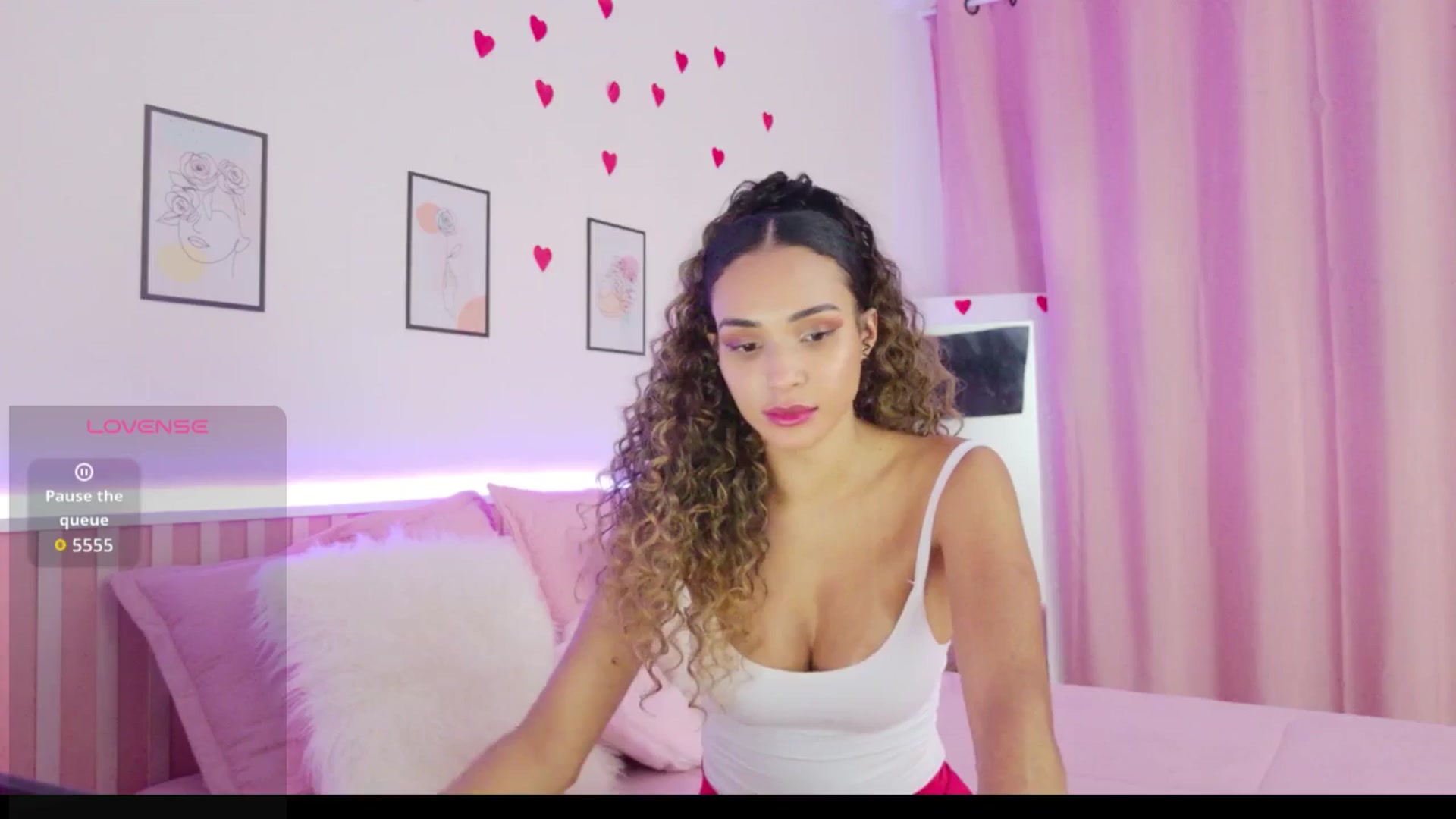 Gallery image thumbnail from Helen9g38's myfreecams stream on, 03/19/2026, 19:33 image 15 of 20