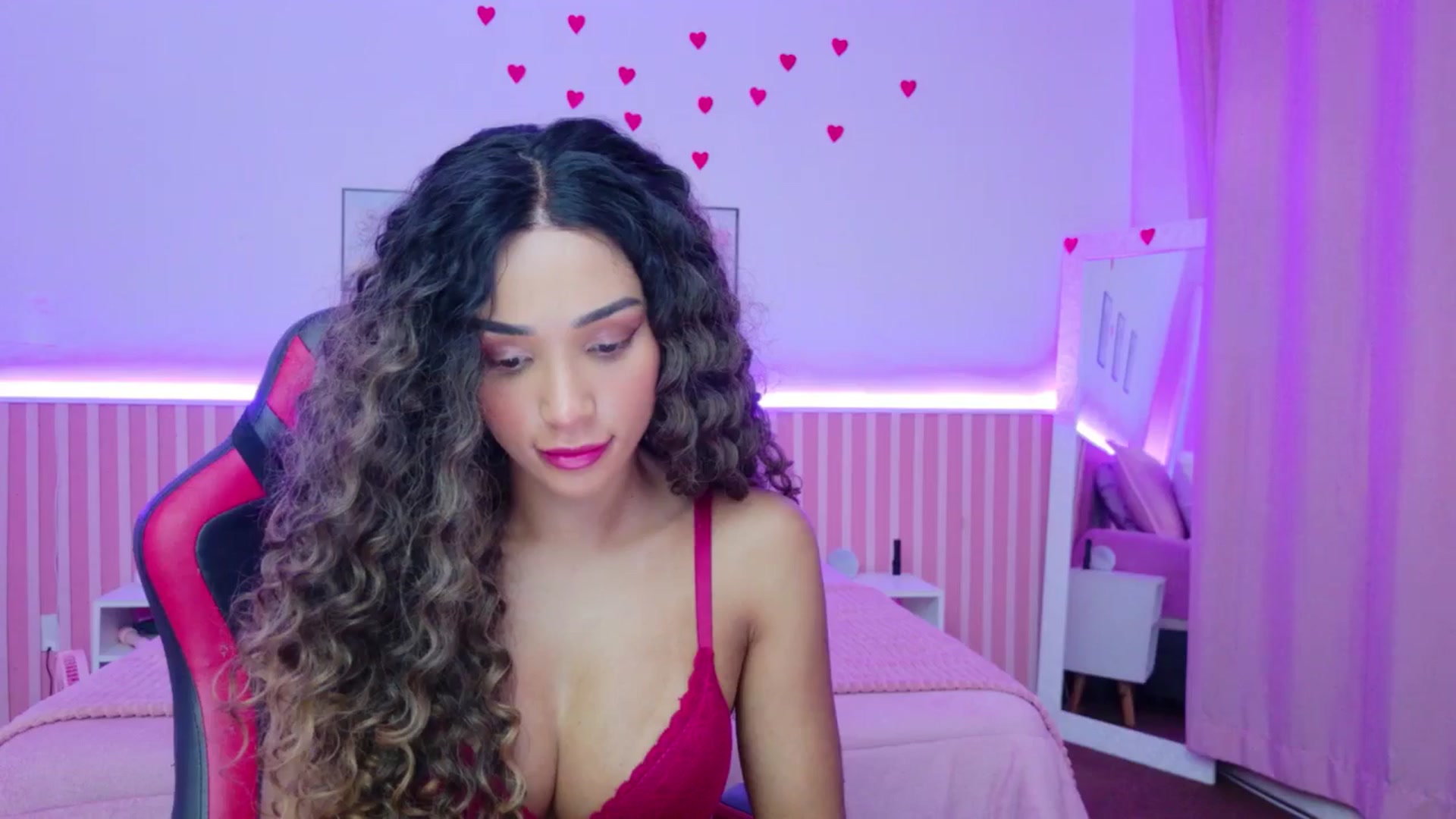 Gallery image thumbnail from Helen9g38's myfreecams stream on, 04/04/2026, 13:16 image 18 of 20
