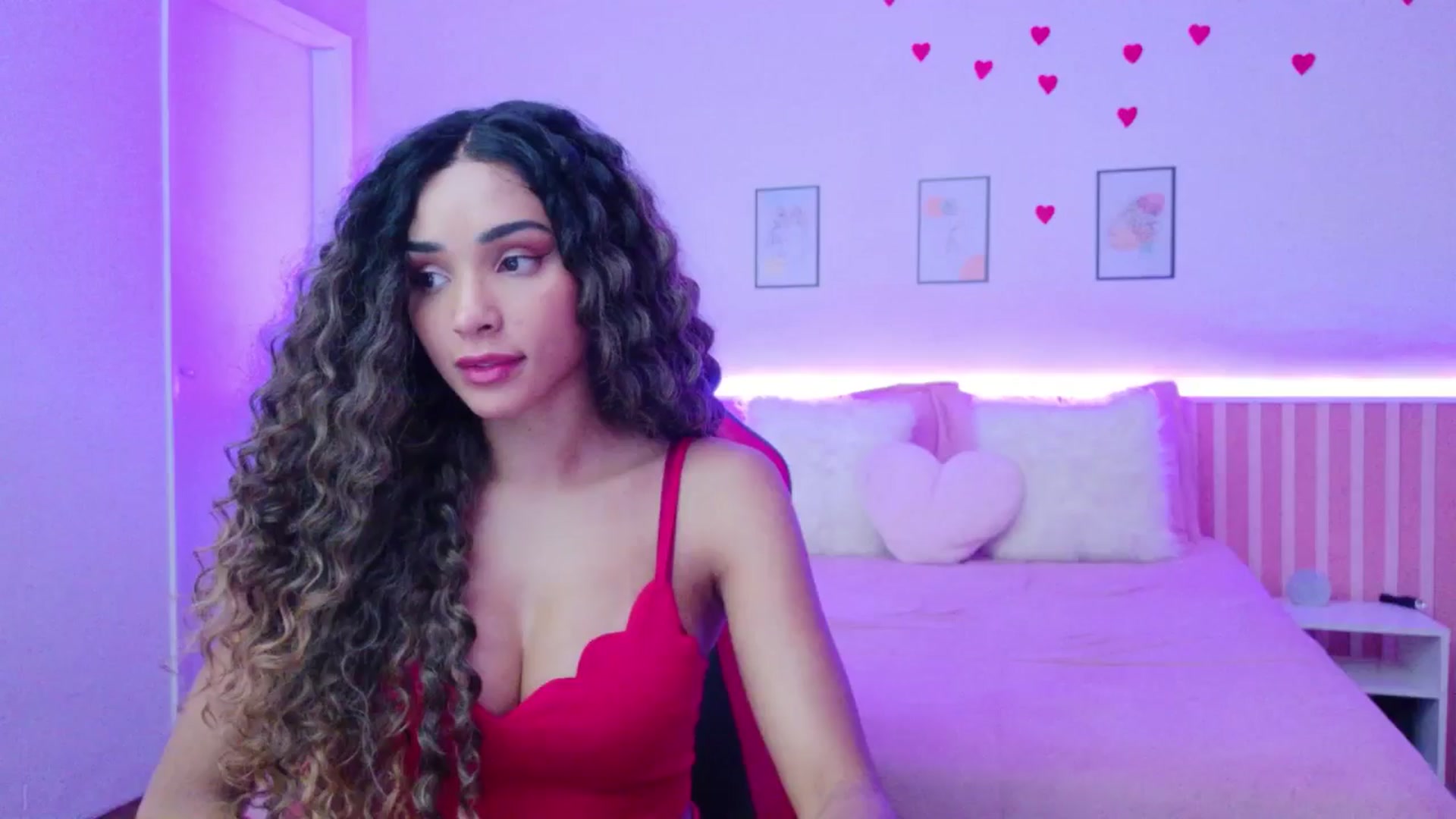 Gallery image thumbnail from Helen9g38's myfreecams stream on, 04/09/2026, 13:05 image 1 of 20
