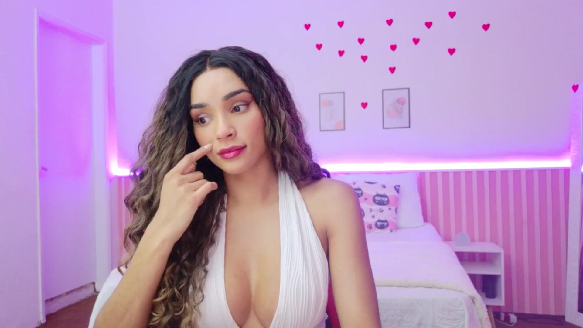 Gallery image thumbnail from Helen9g38's myfreecams stream on, 05/02/2026, 11:17 image 3 of 20