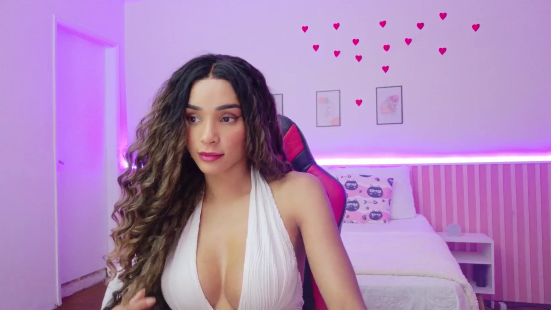 Gallery image thumbnail from Helen9g38's myfreecams stream on, 05/02/2026, 11:55 image 6 of 20