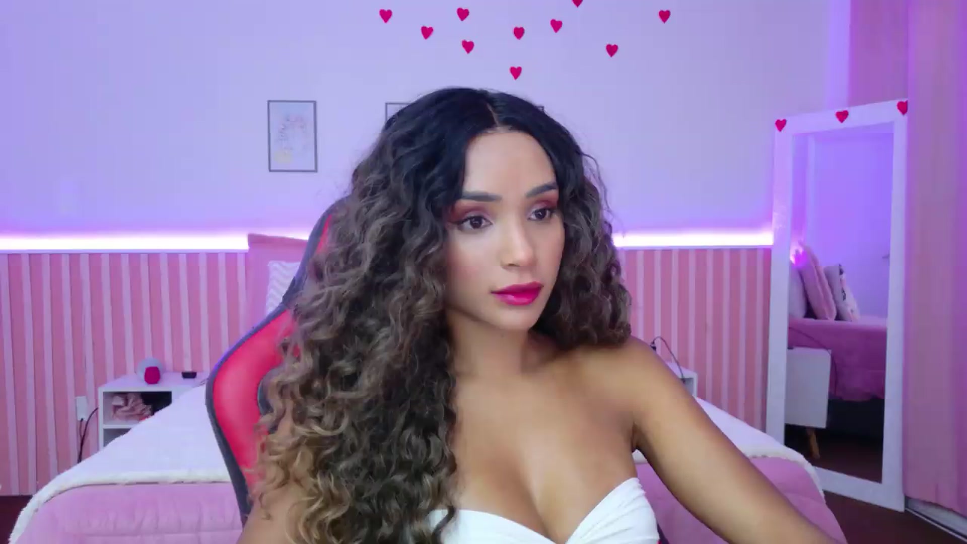 Gallery image thumbnail from Helen9g38's myfreecams stream on, 08/28/2026, 15:47 image 1 of 20