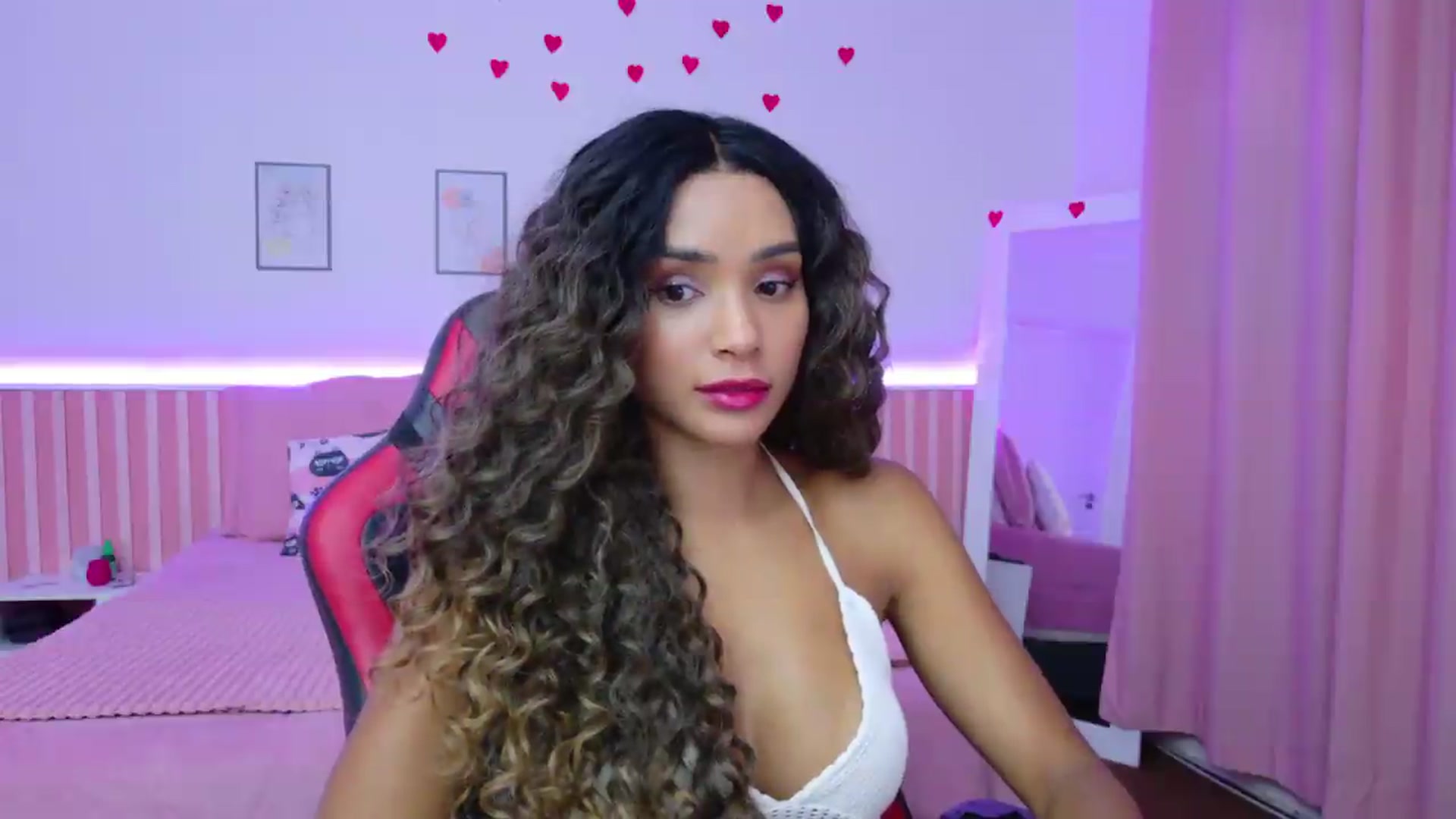 Gallery image thumbnail from Helen9g38's myfreecams stream on, 09/04/2026, 18:32 image 7 of 20