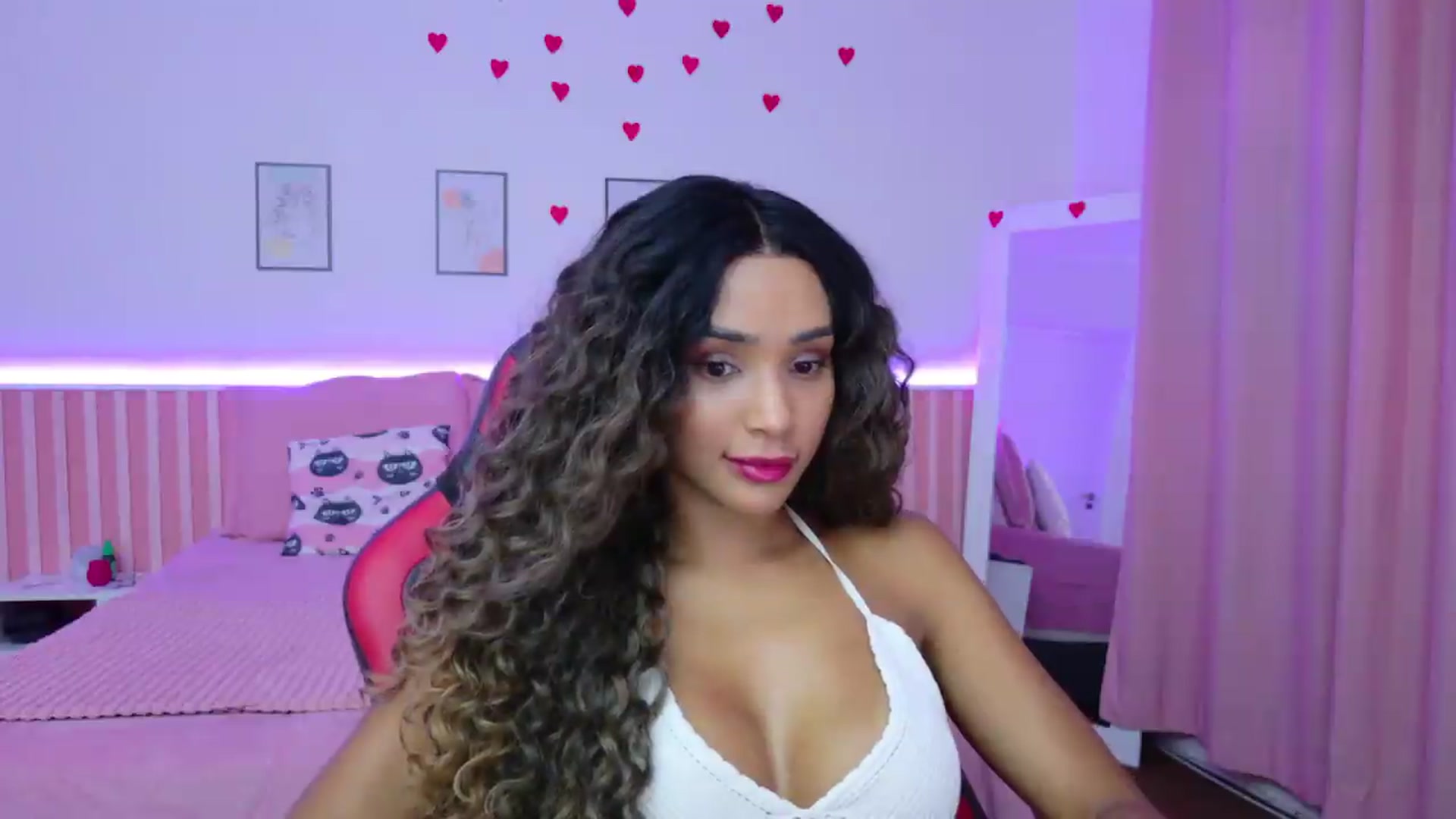 Gallery image thumbnail from Helen9g38's myfreecams stream on, 09/04/2026, 18:32 image 8 of 20