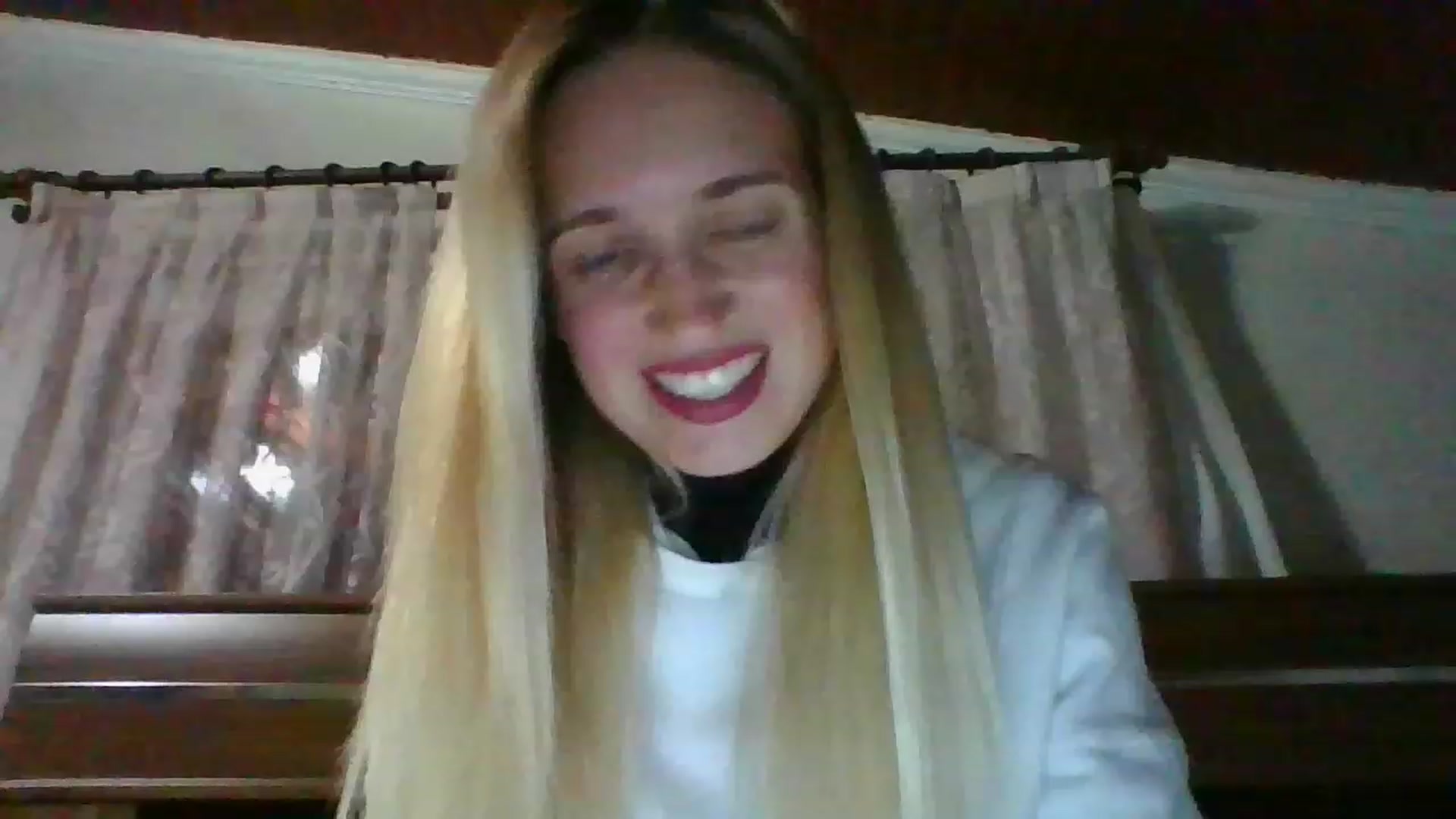 Gallery image thumbnail from HelenMint's myfreecams stream on, 12/02/2022, 16:56 image 6 of 20