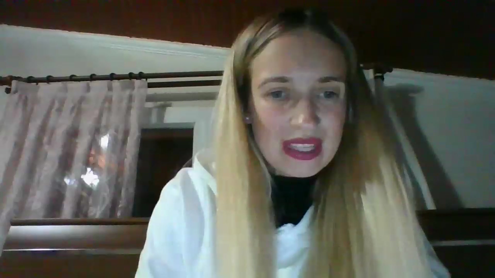 Gallery image thumbnail from HelenMint's myfreecams stream on, 12/02/2022, 16:56 image 19 of 20