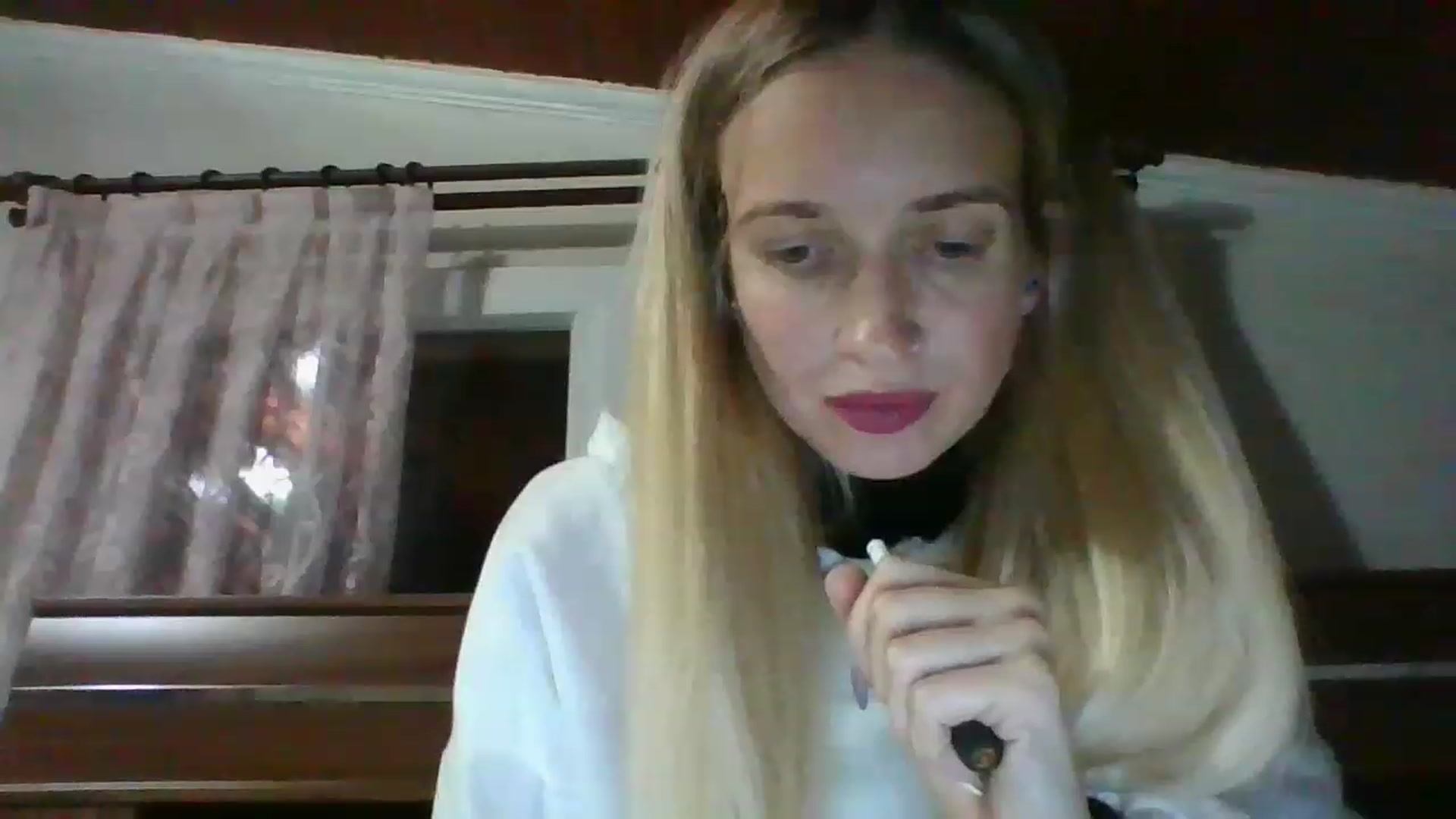 Gallery image thumbnail from HelenMint's myfreecams stream on, 12/02/2022, 16:56 image 7 of 20