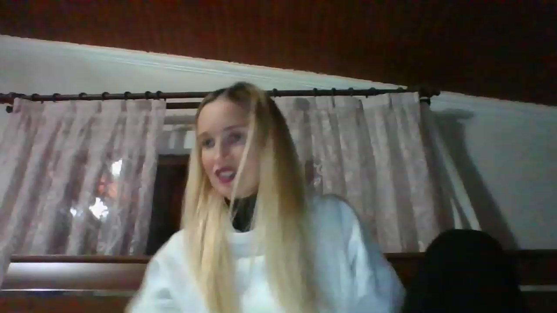 Gallery image thumbnail from HelenMint's myfreecams stream on, 12/02/2022, 16:56 image 1 of 20