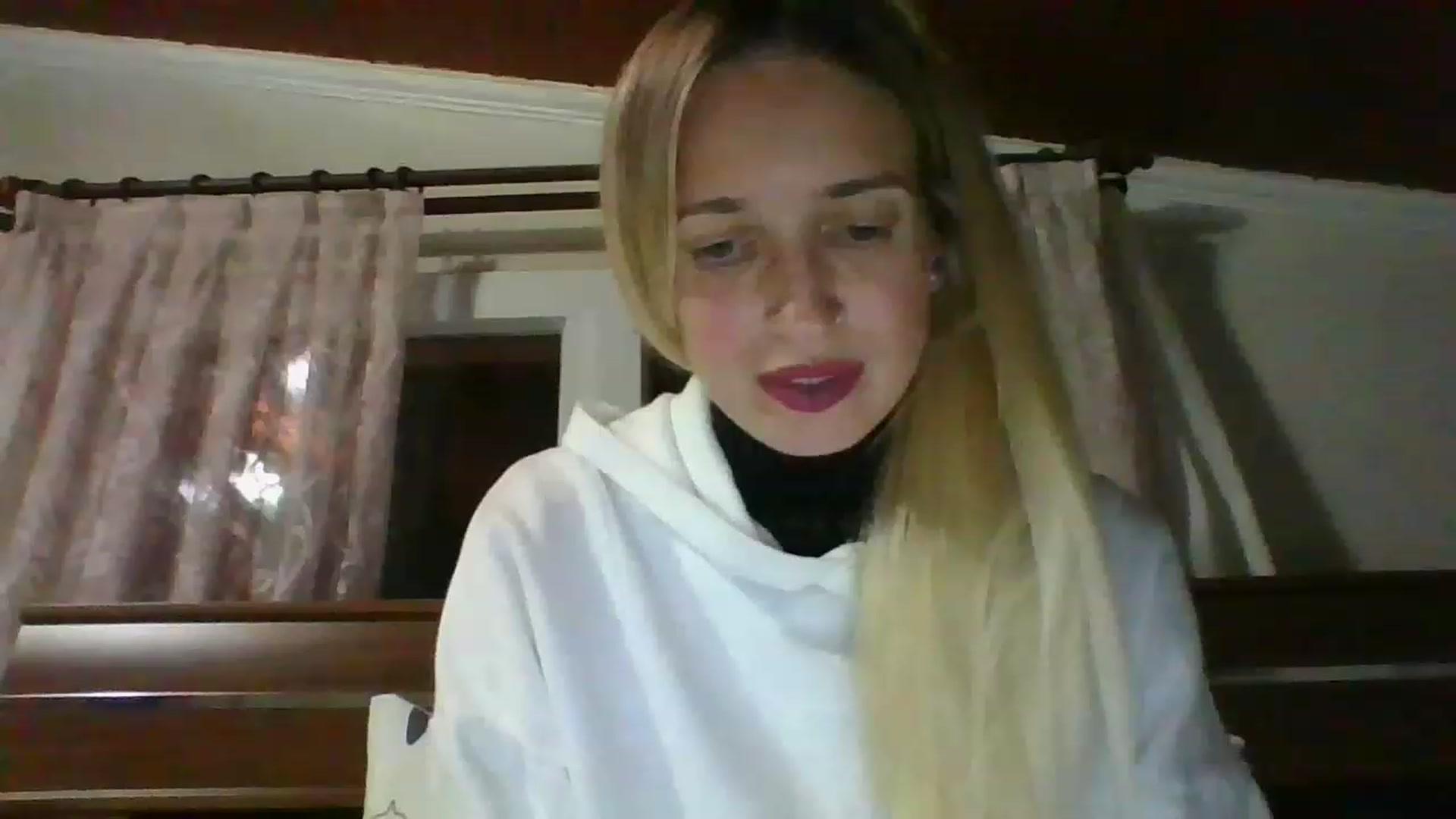 Gallery image thumbnail from HelenMint's myfreecams stream on, 12/02/2022, 16:56 image 2 of 20