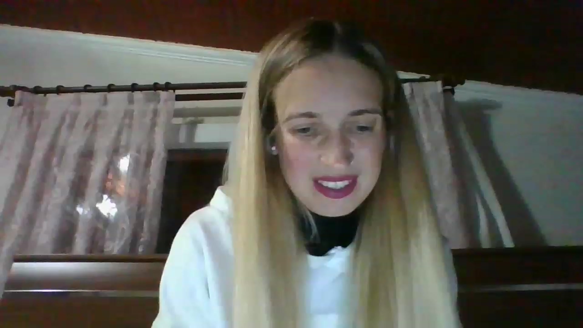 Gallery image thumbnail from HelenMint's myfreecams stream on, 12/02/2022, 16:56 image 8 of 20