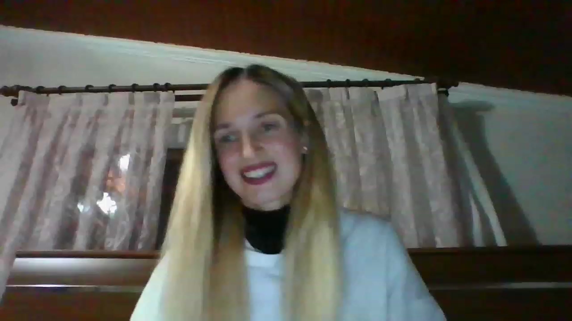 Gallery image thumbnail from HelenMint's myfreecams stream on, 12/02/2022, 16:56 image 16 of 20