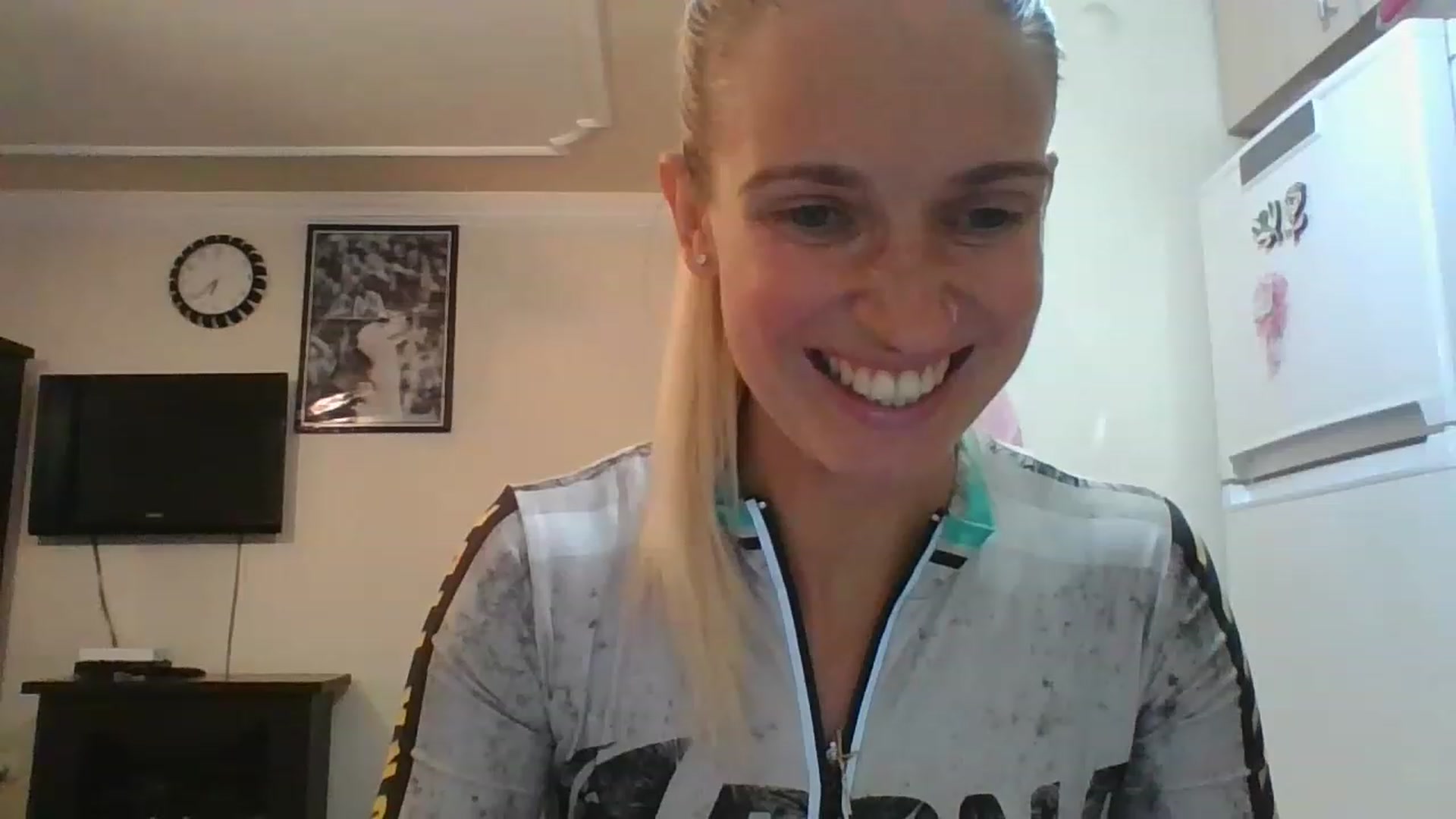 Gallery image thumbnail from HelenMint's myfreecams stream on, 12/12/2022, 16:59 image 20 of 20