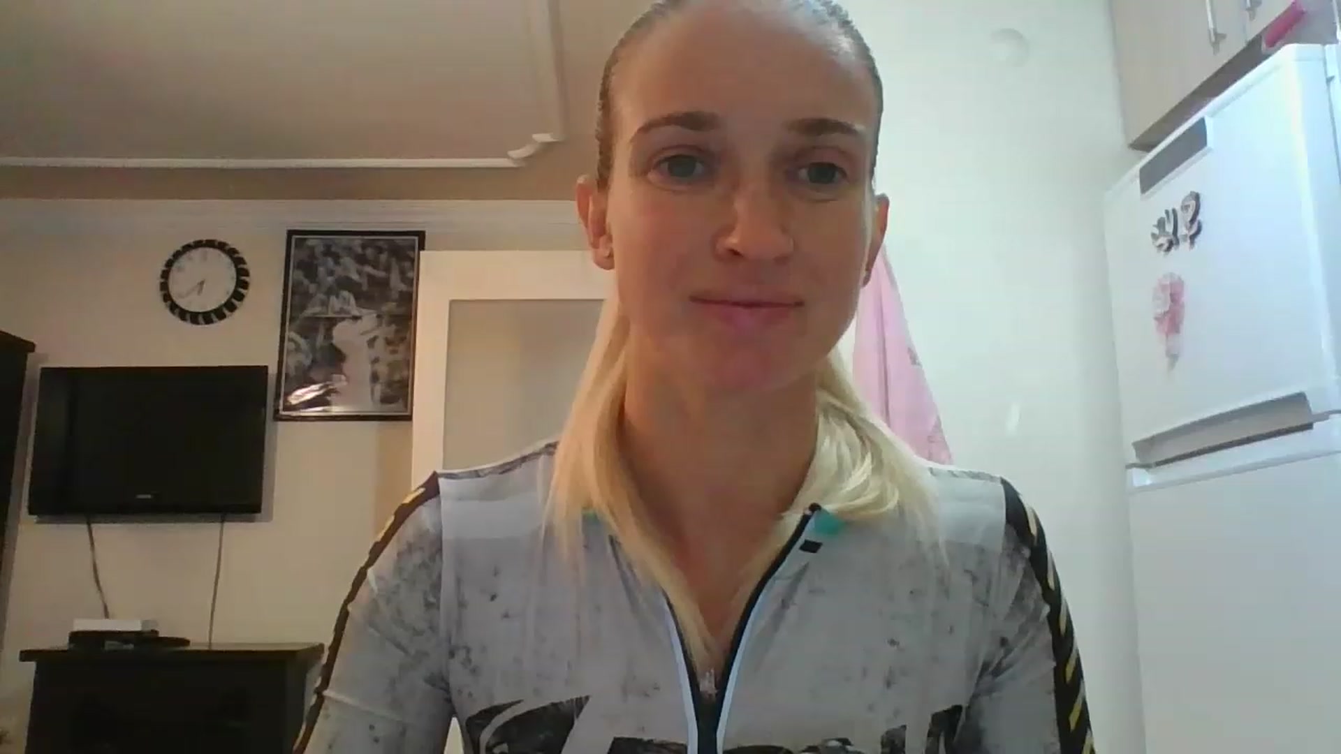 Gallery image thumbnail from HelenMint's myfreecams stream on, 12/12/2022, 16:59 image 2 of 20