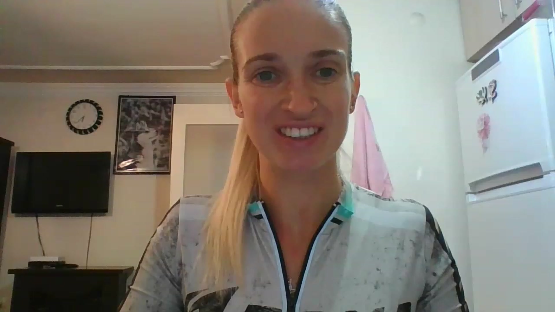 Gallery image thumbnail from HelenMint's myfreecams stream on, 12/12/2022, 16:59 image 7 of 20