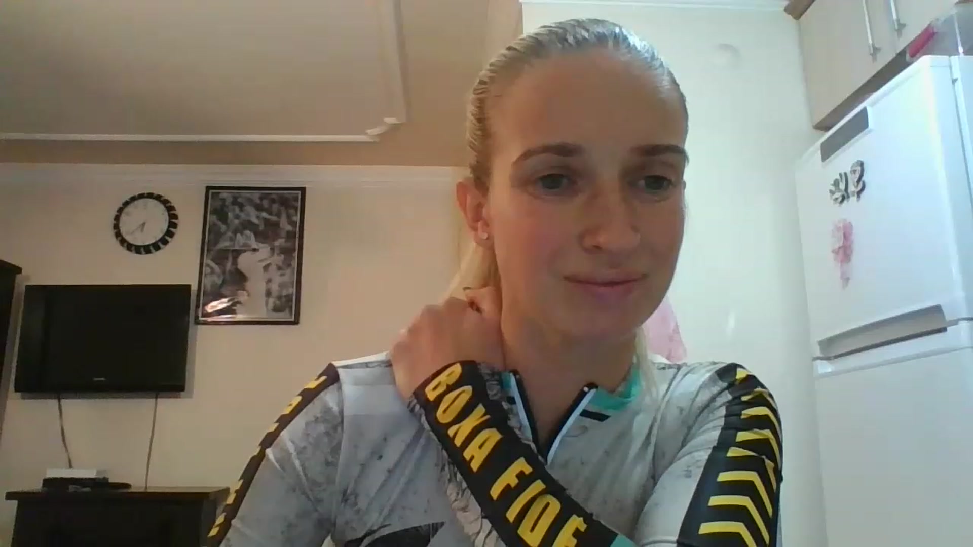 Gallery image thumbnail from HelenMint's myfreecams stream on, 12/12/2022, 17:15 image 11 of 20