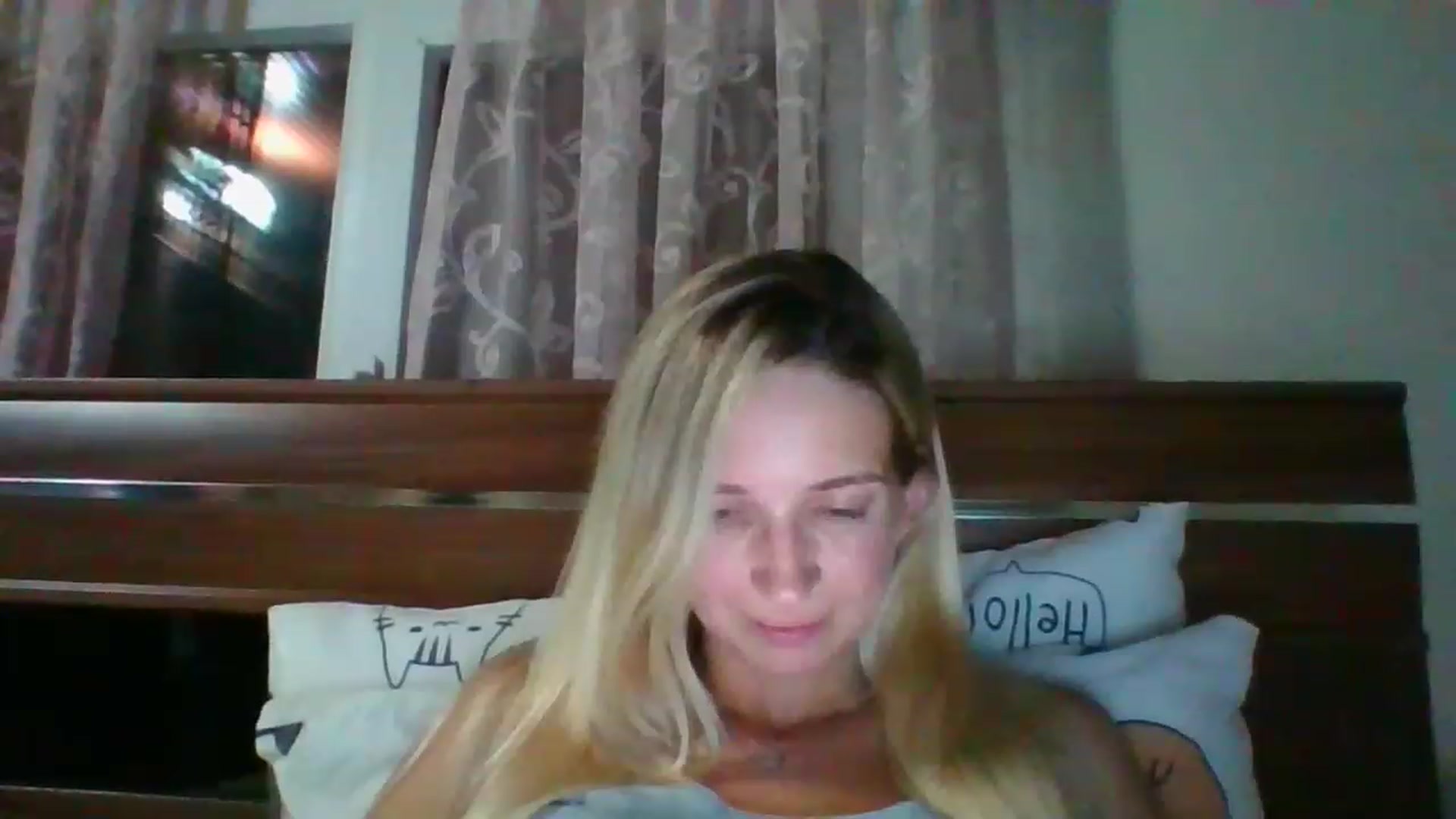 Gallery image thumbnail from HelenMint's myfreecams stream on, 12/30/2022, 17:58 image 10 of 20