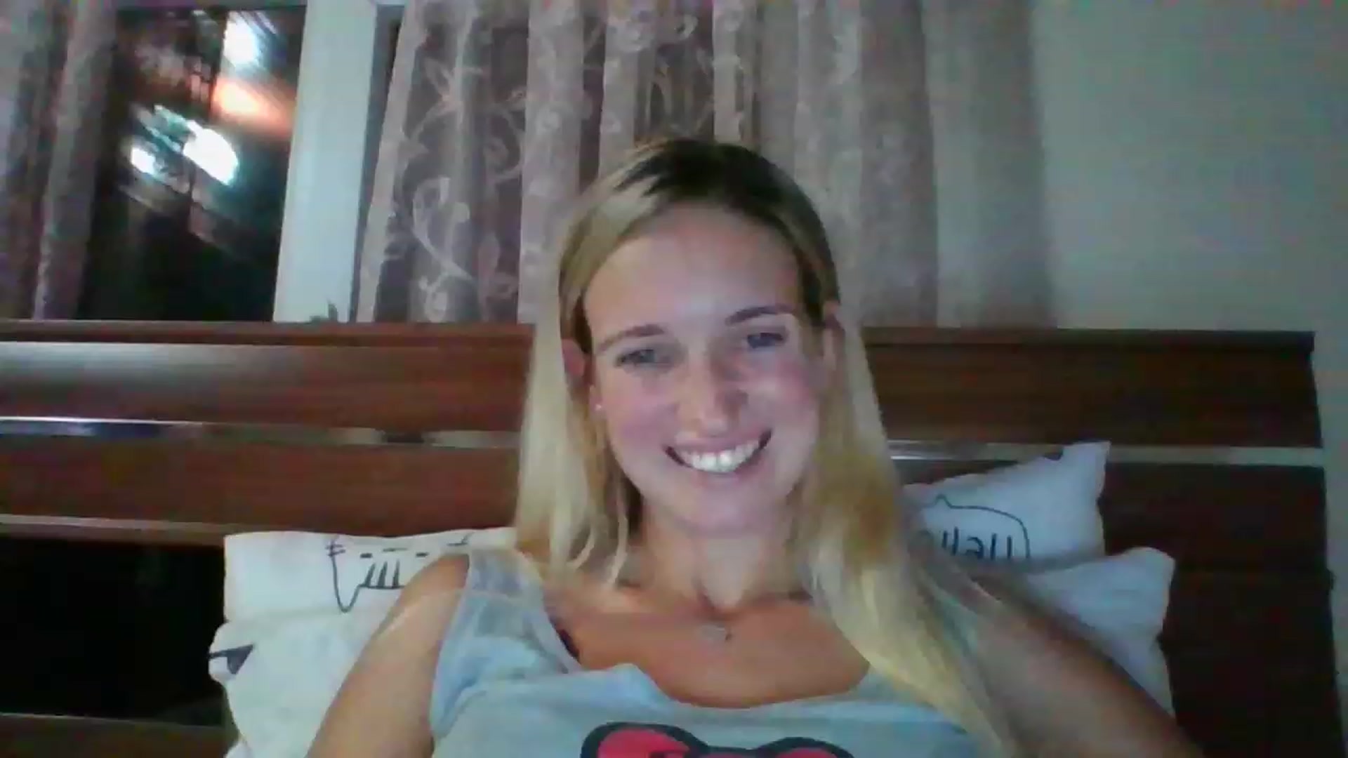 Gallery image thumbnail from HelenMint's myfreecams stream on, 12/30/2022, 17:58 image 1 of 20