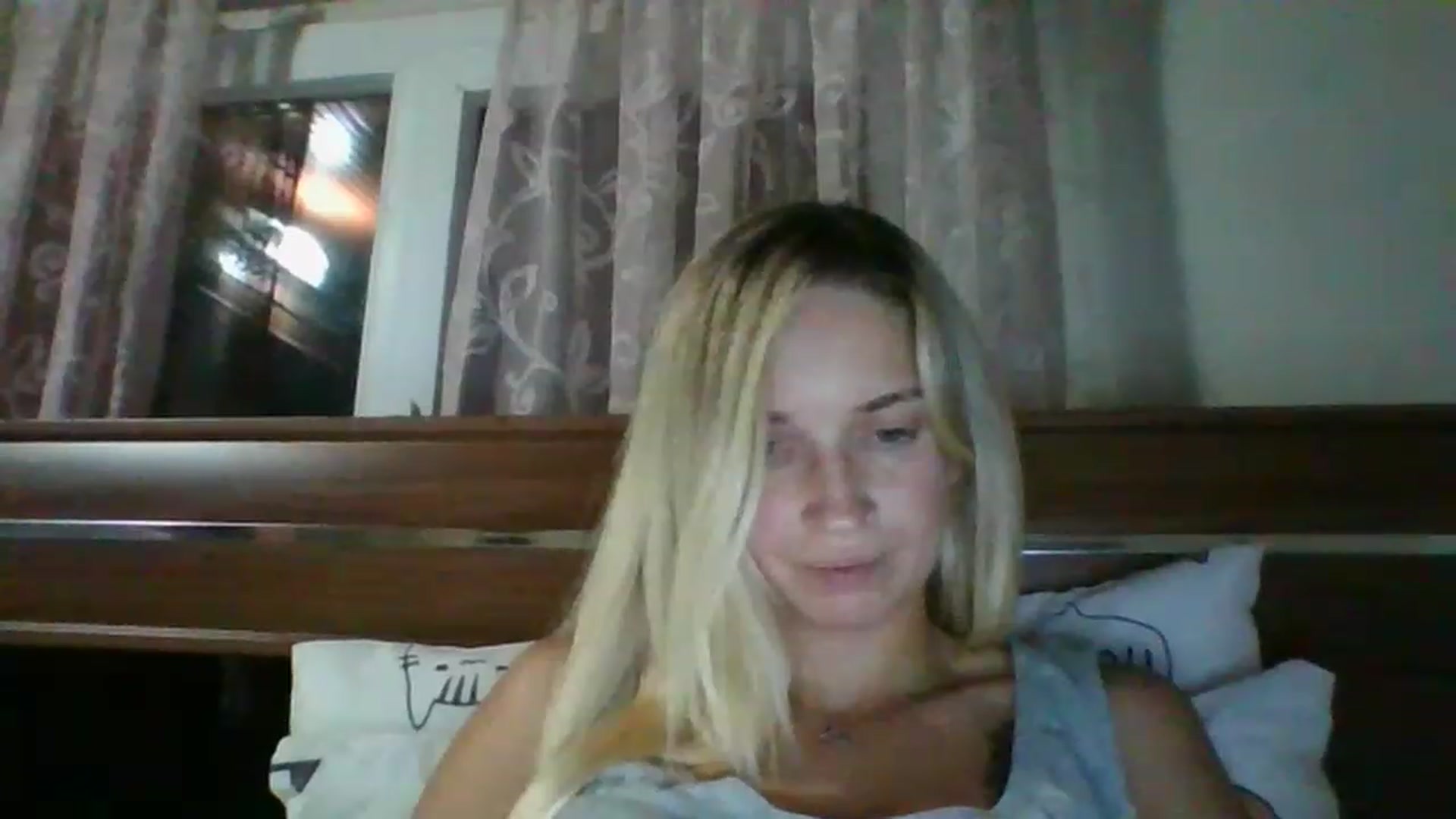 Gallery image thumbnail from HelenMint's myfreecams stream on, 12/30/2022, 17:58 image 18 of 20