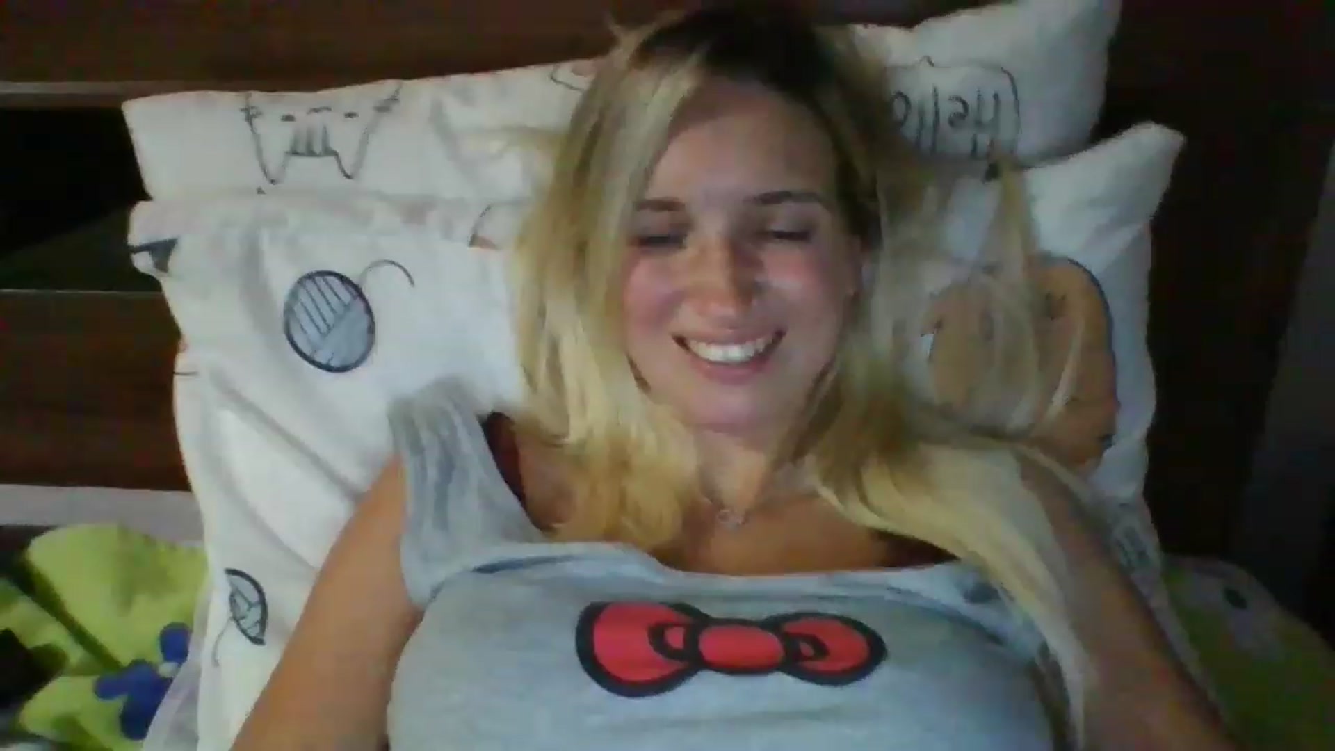 Gallery image thumbnail from HelenMint's myfreecams stream on, 12/30/2022, 19:57 image 9 of 20