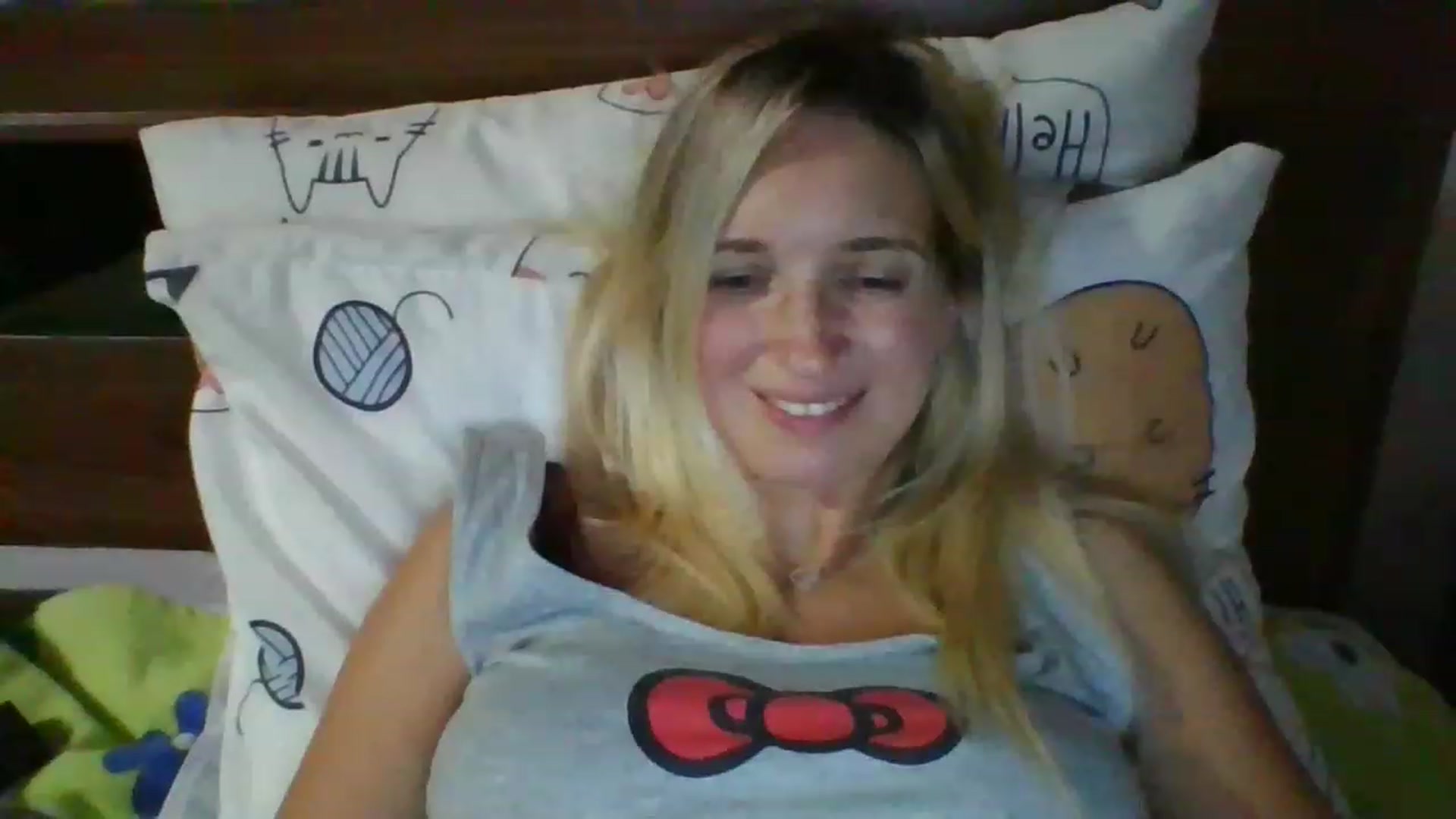 Gallery image thumbnail from HelenMint's myfreecams stream on, 12/30/2022, 19:57 image 11 of 20