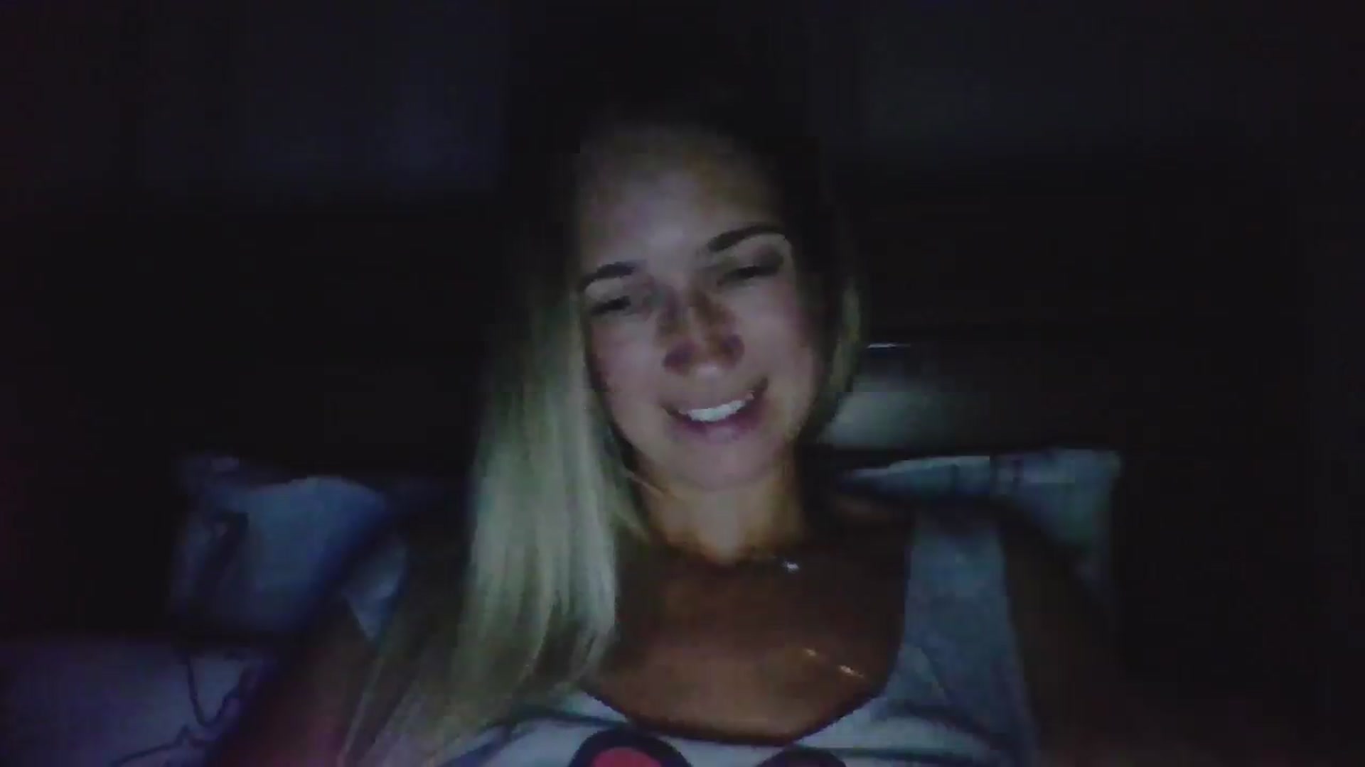Gallery image thumbnail from HelenMint's myfreecams stream on, 09/09/2024, 21:47 image 13 of 20