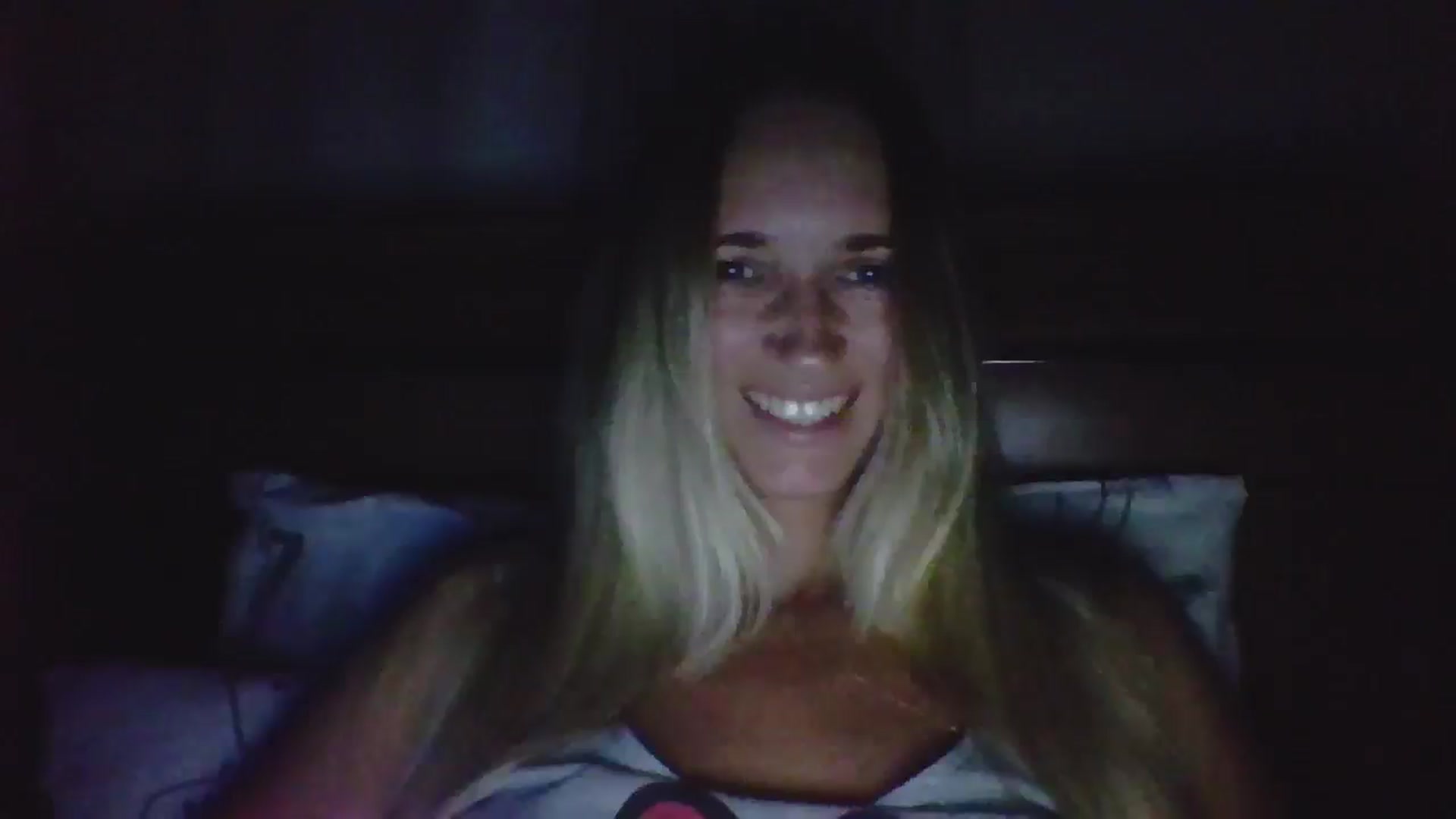 Gallery image thumbnail from HelenMint's myfreecams stream on, 09/09/2024, 21:47 image 6 of 20