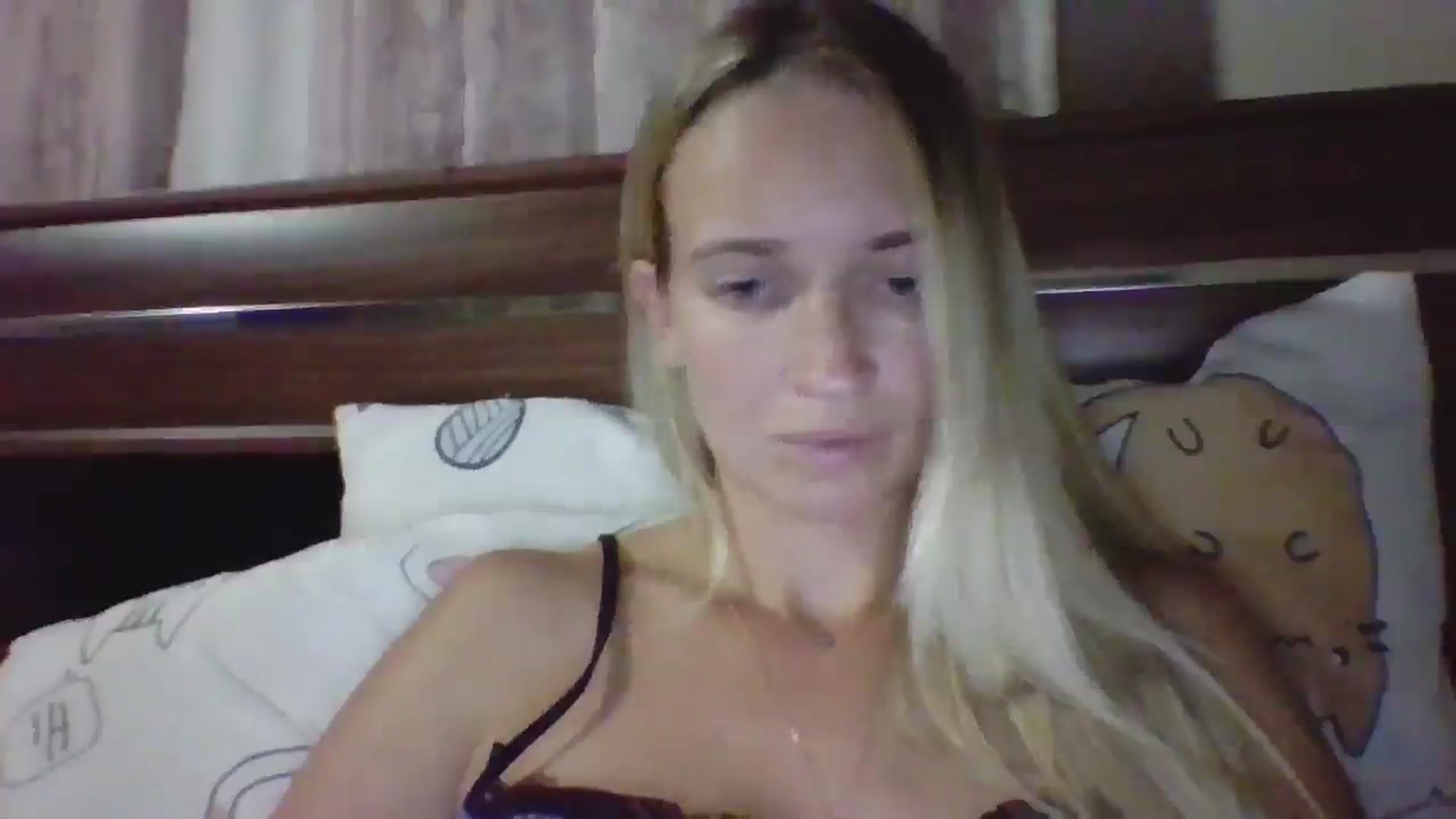 Gallery image thumbnail from HelenMint's myfreecams stream on, 10/08/2024, 20:49 image 11 of 20