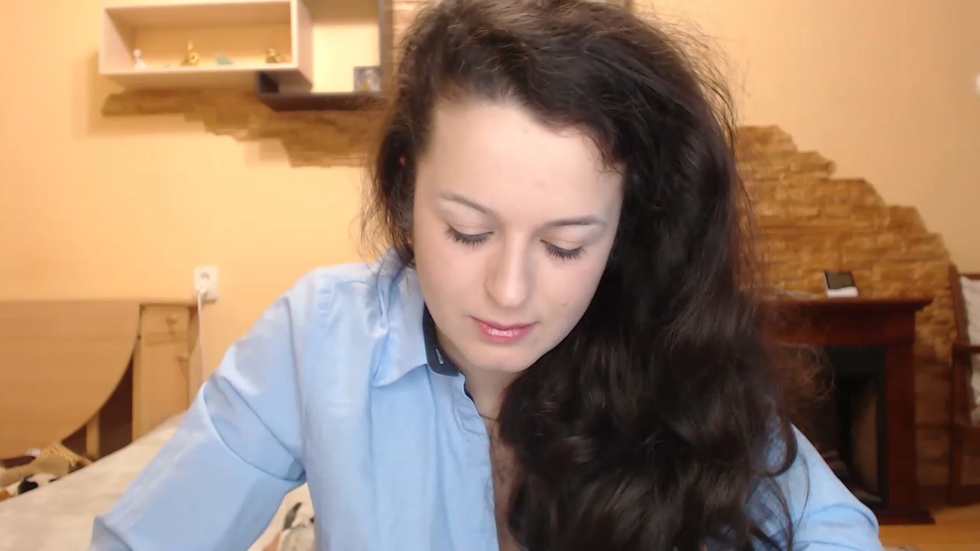 Gallery image thumbnail from Helen_'s myfreecams stream on, 03/16/2023, 17:23 image 9 of 20