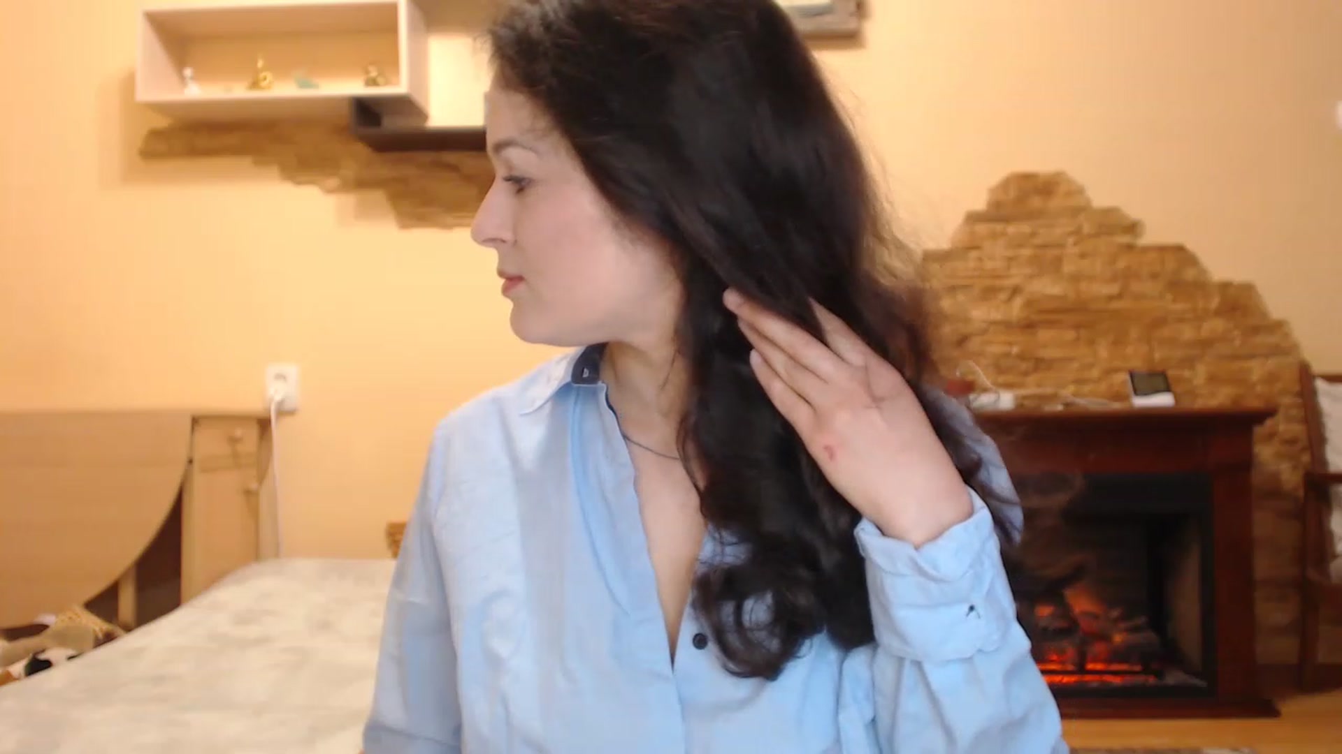 Gallery image thumbnail from Helen_'s myfreecams stream on, 03/16/2023, 17:23 image 14 of 20